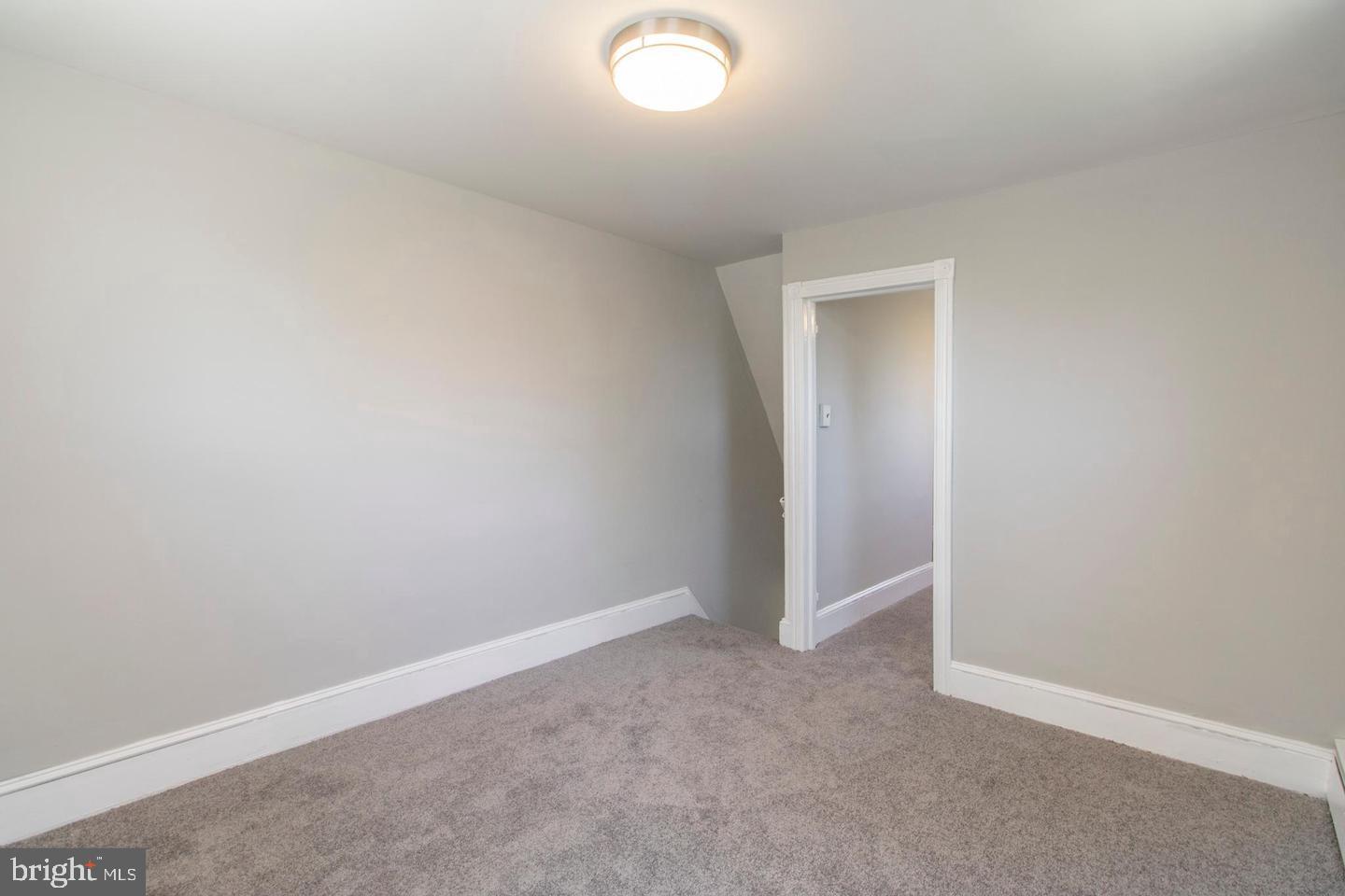 CHELTENHAM VIL - Residential