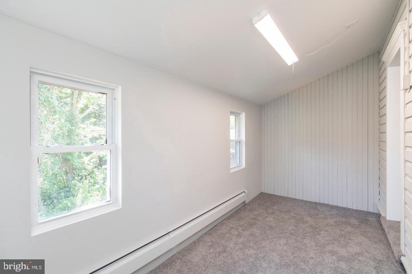 CHELTENHAM VIL - Residential