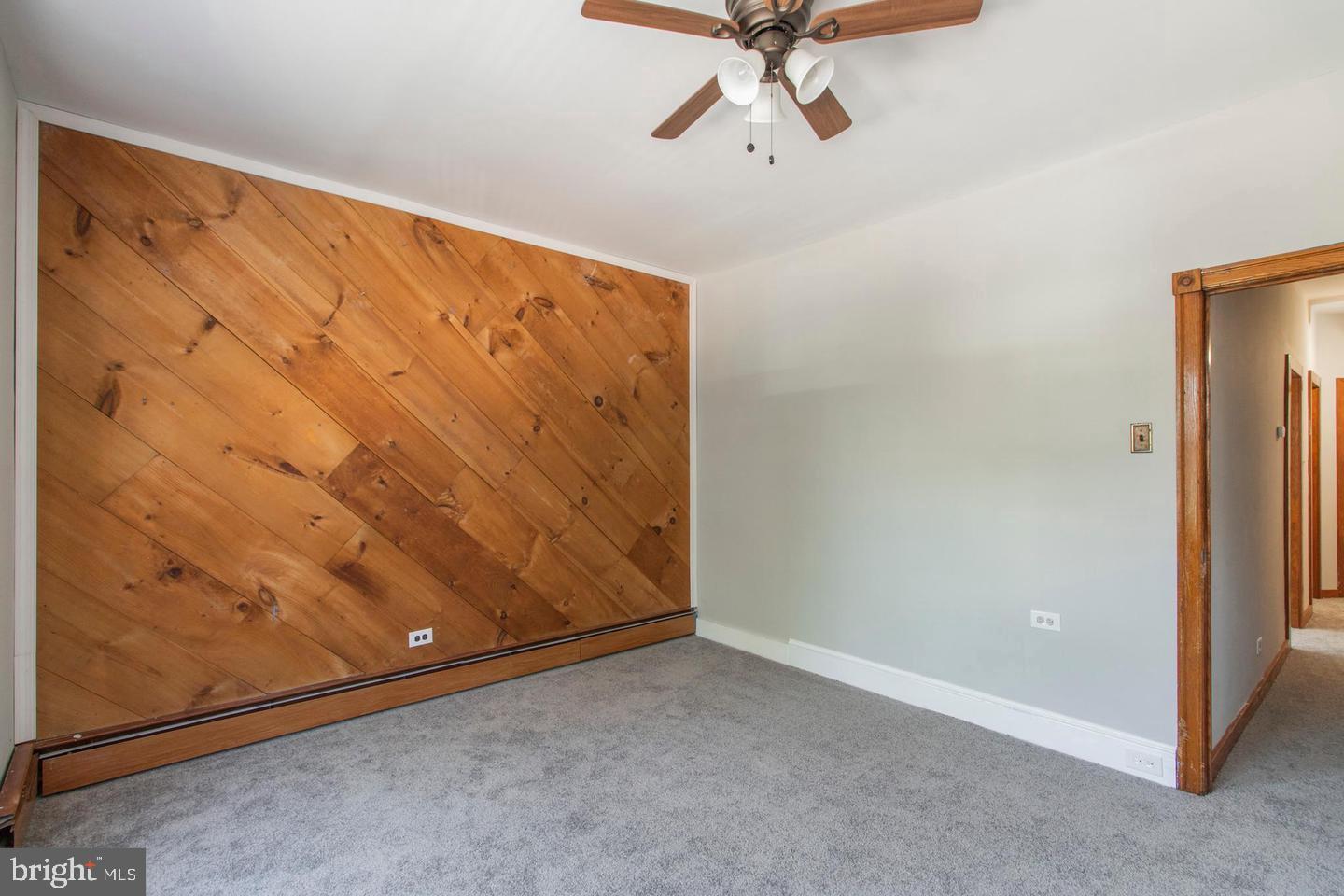 CHELTENHAM VIL - Residential