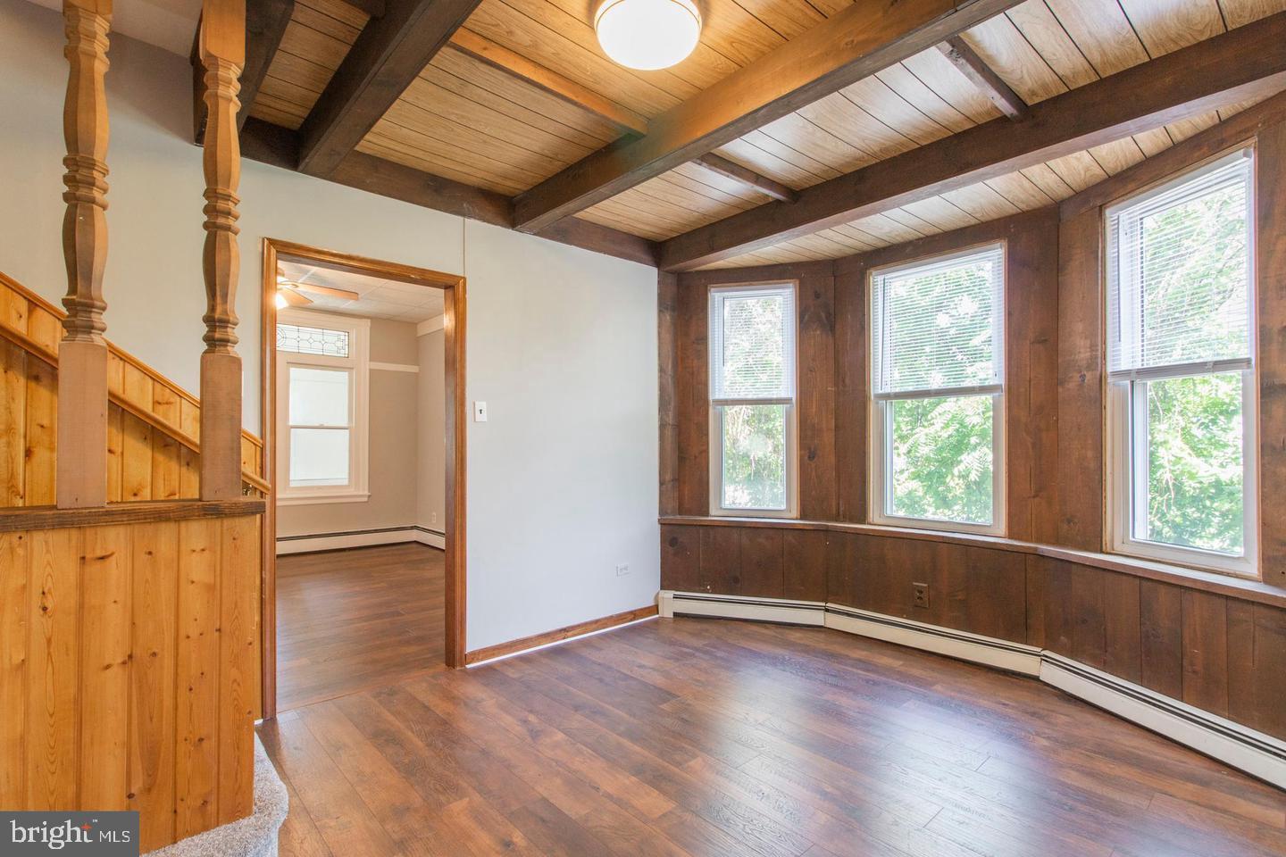 CHELTENHAM VIL - Residential