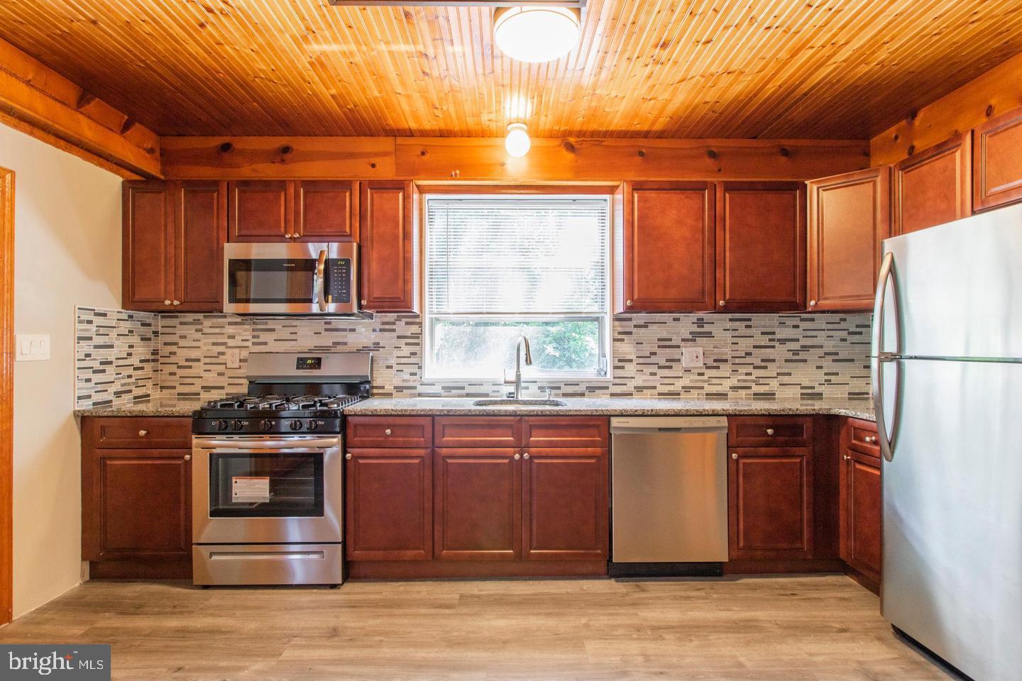 CHELTENHAM VIL - Residential