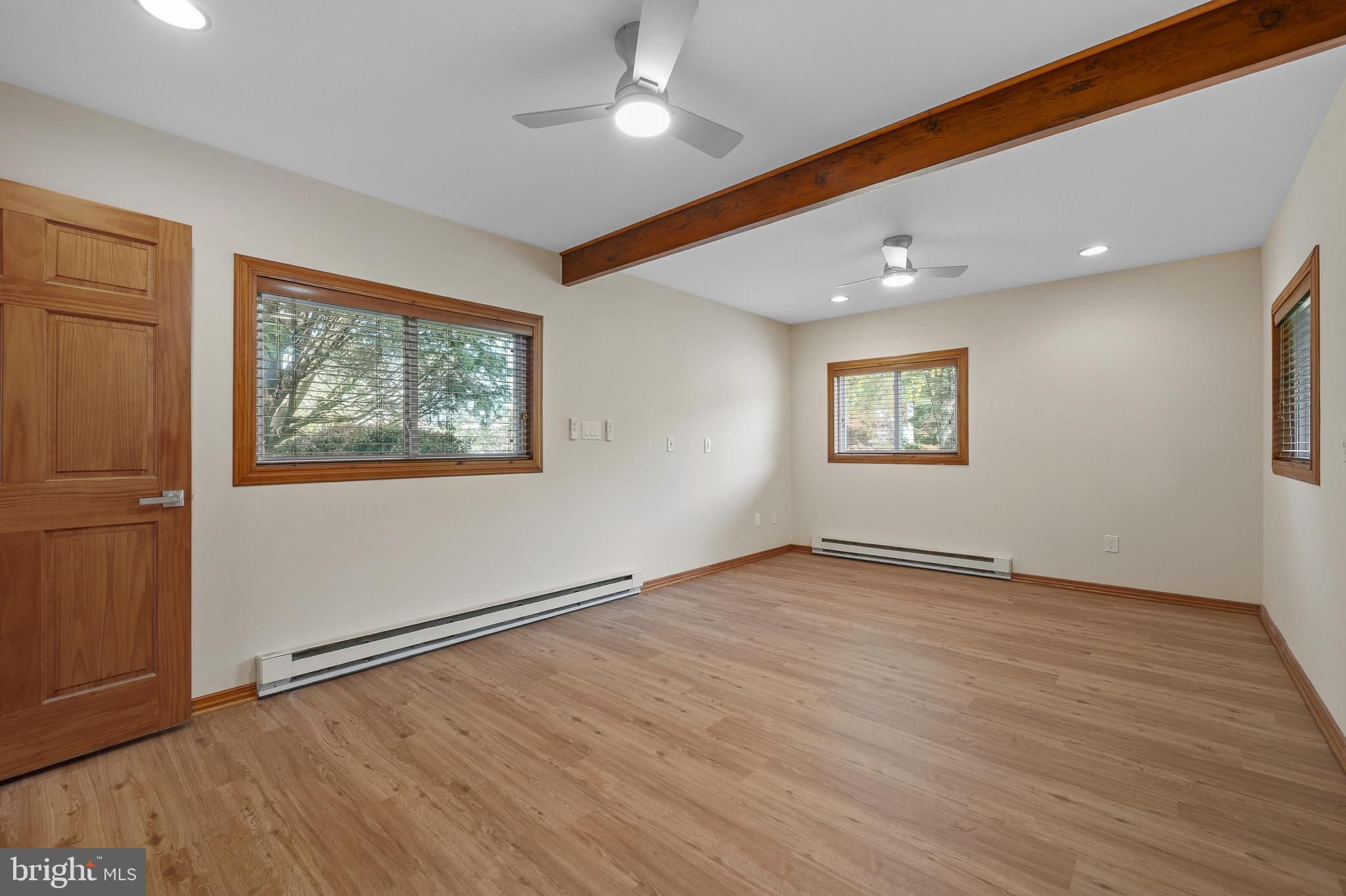 BROOKEVILLE KNOLLS - Residential