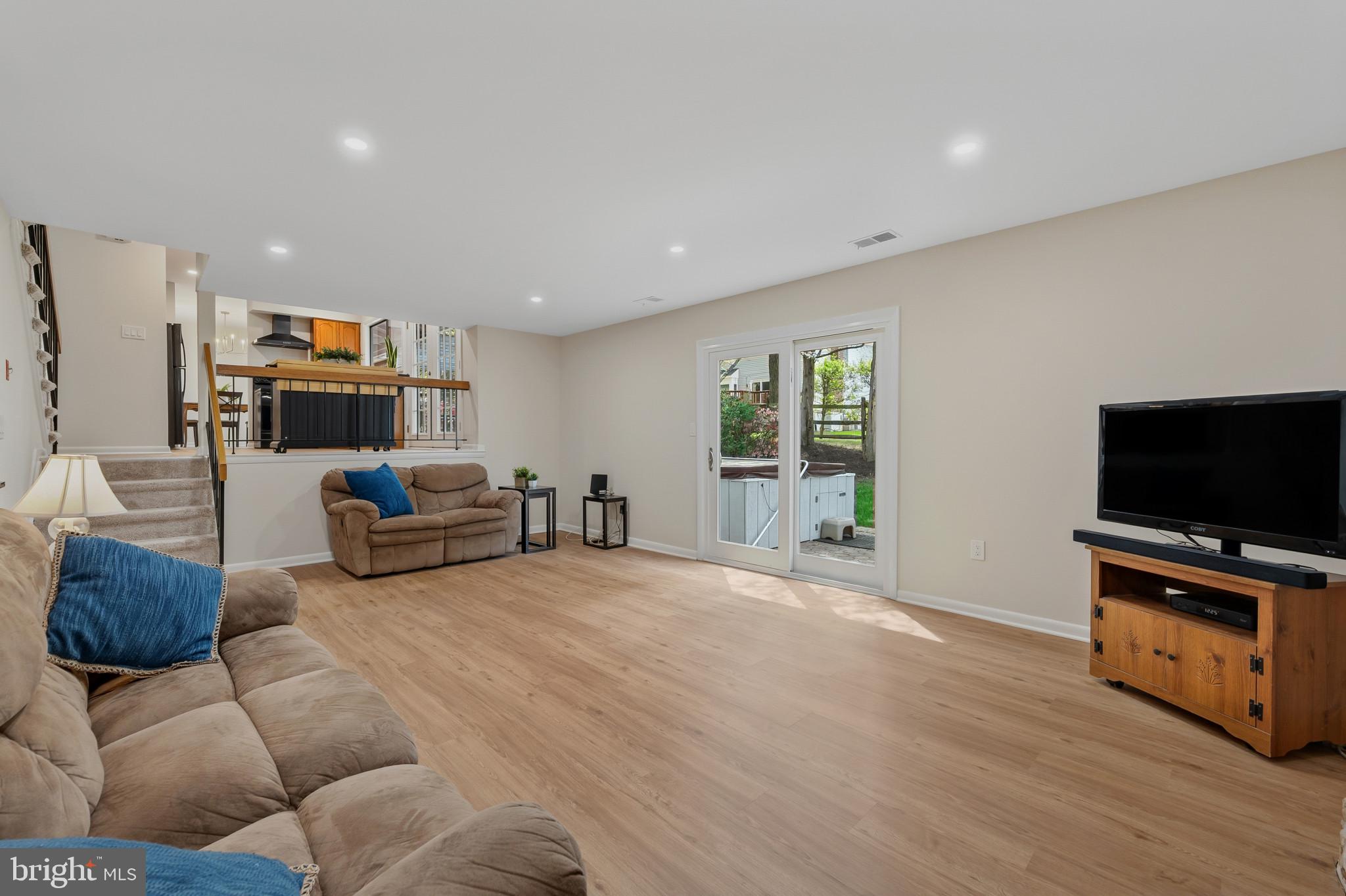 BROOKEVILLE KNOLLS - Residential