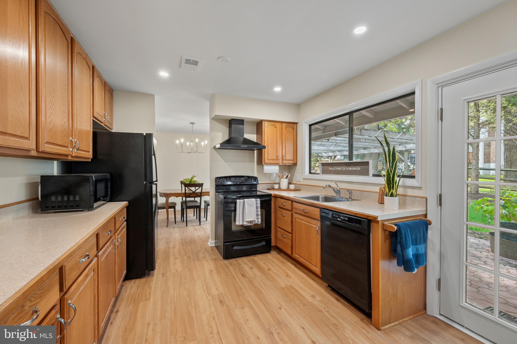 BROOKEVILLE KNOLLS - Residential