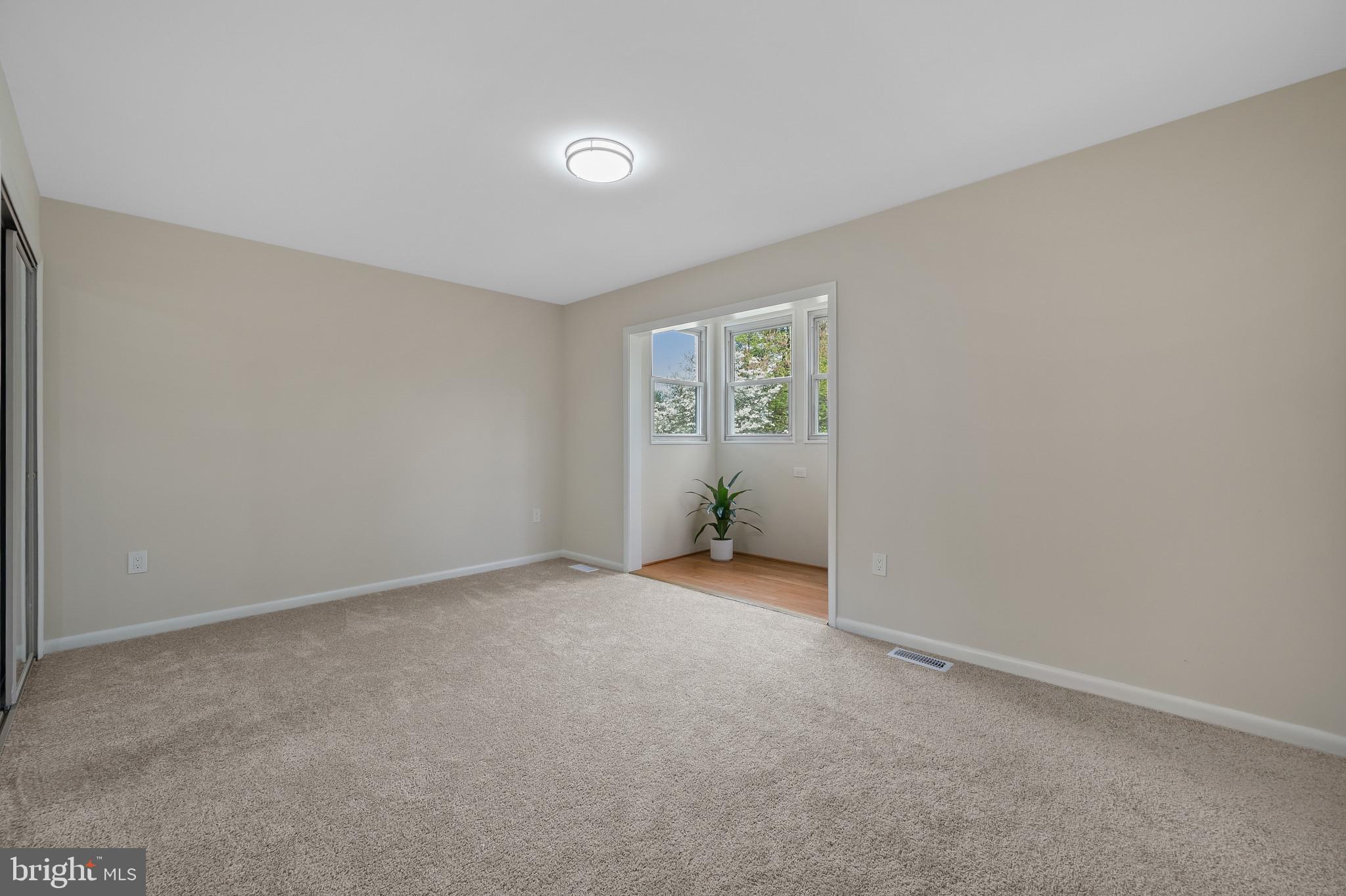 BROOKEVILLE KNOLLS - Residential