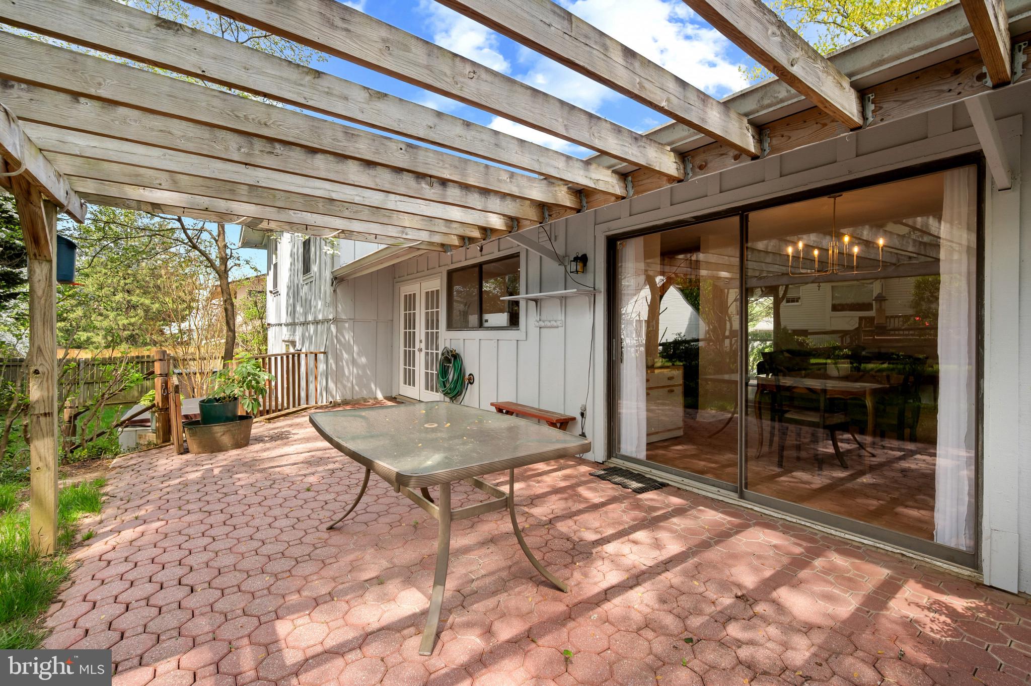 BROOKEVILLE KNOLLS - Residential