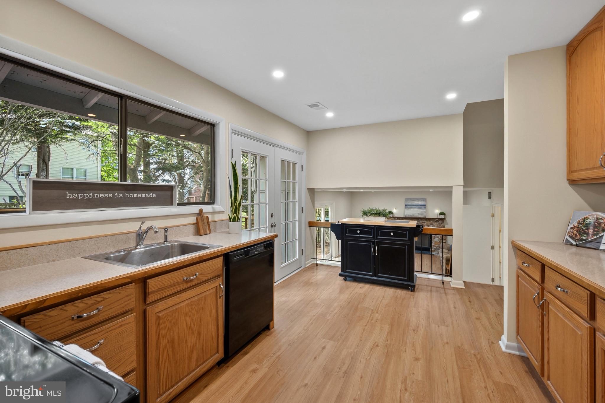 BROOKEVILLE KNOLLS - Residential