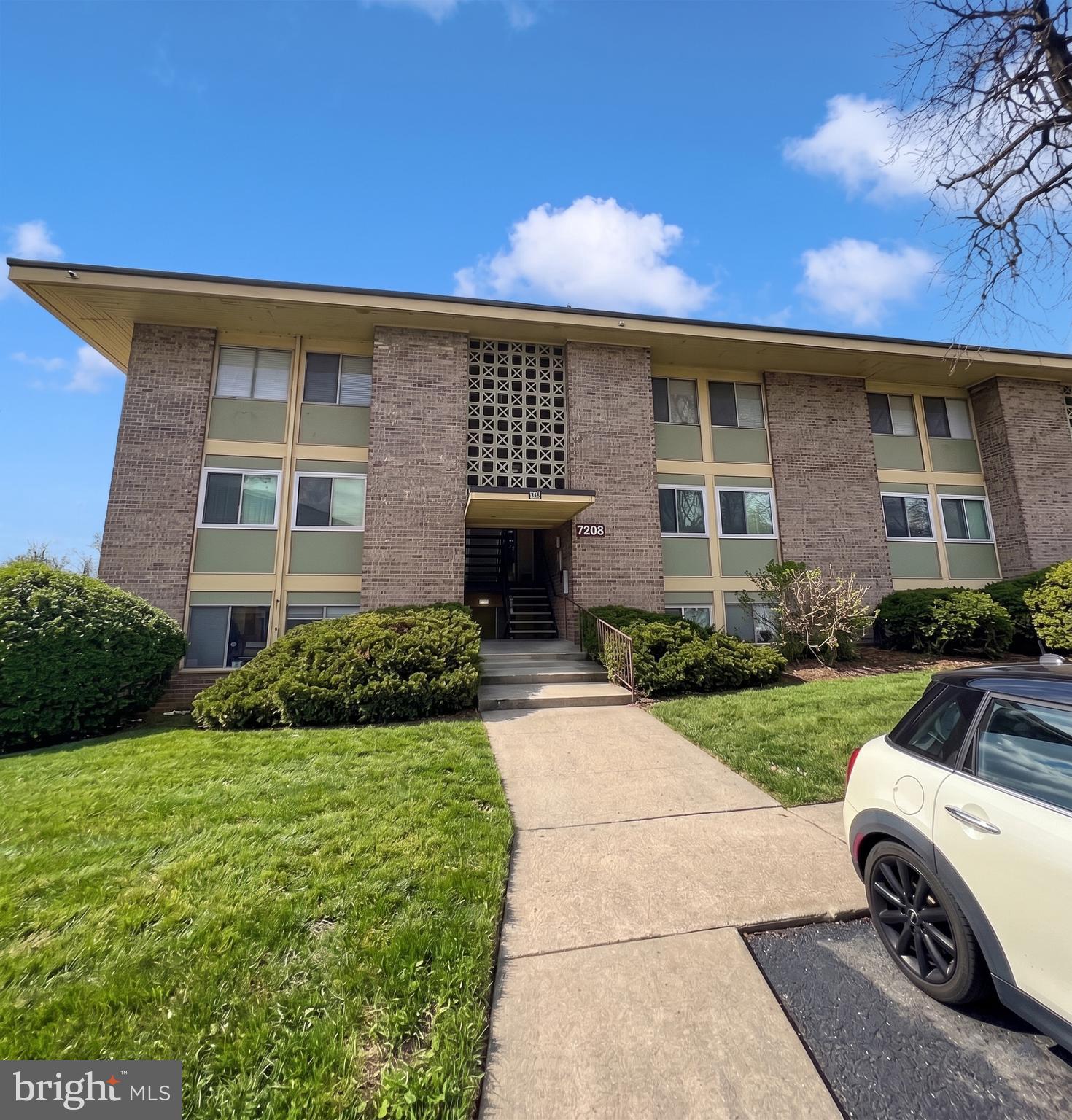 Photo 1 of 24 — 7208 DONNELL PLACE B-2, DISTRICT HEIGHTS, MD 20747