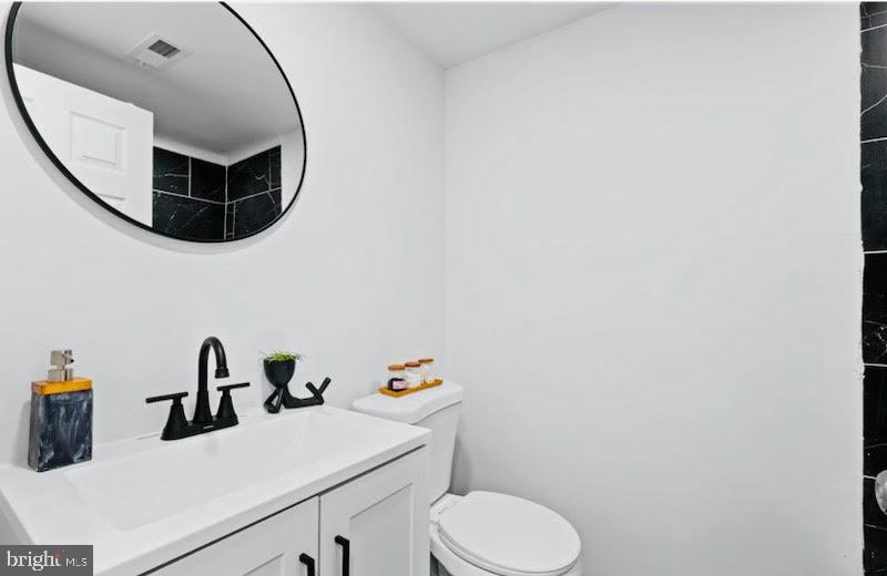 BROADWAY EAST - Residential