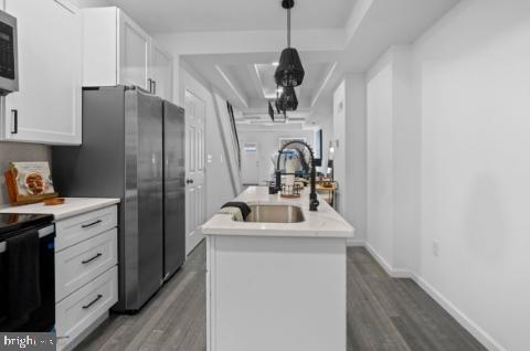 BROADWAY EAST - Residential