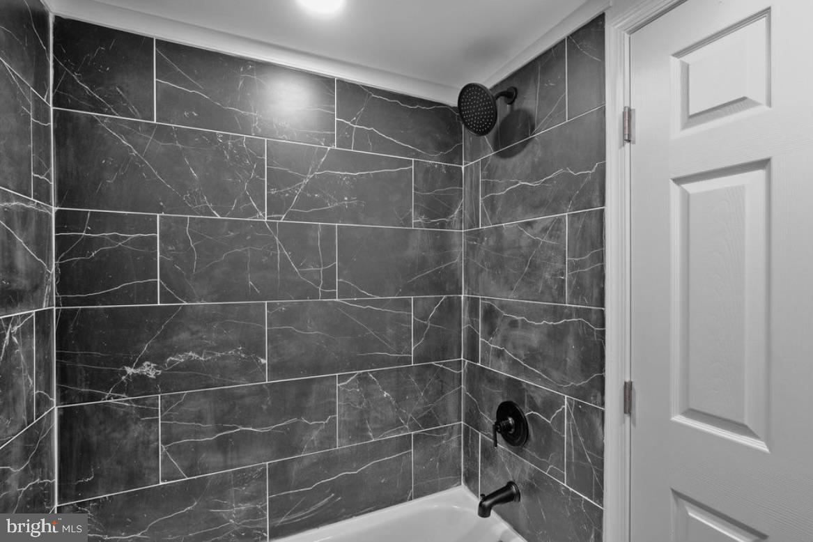 BROADWAY EAST - Residential