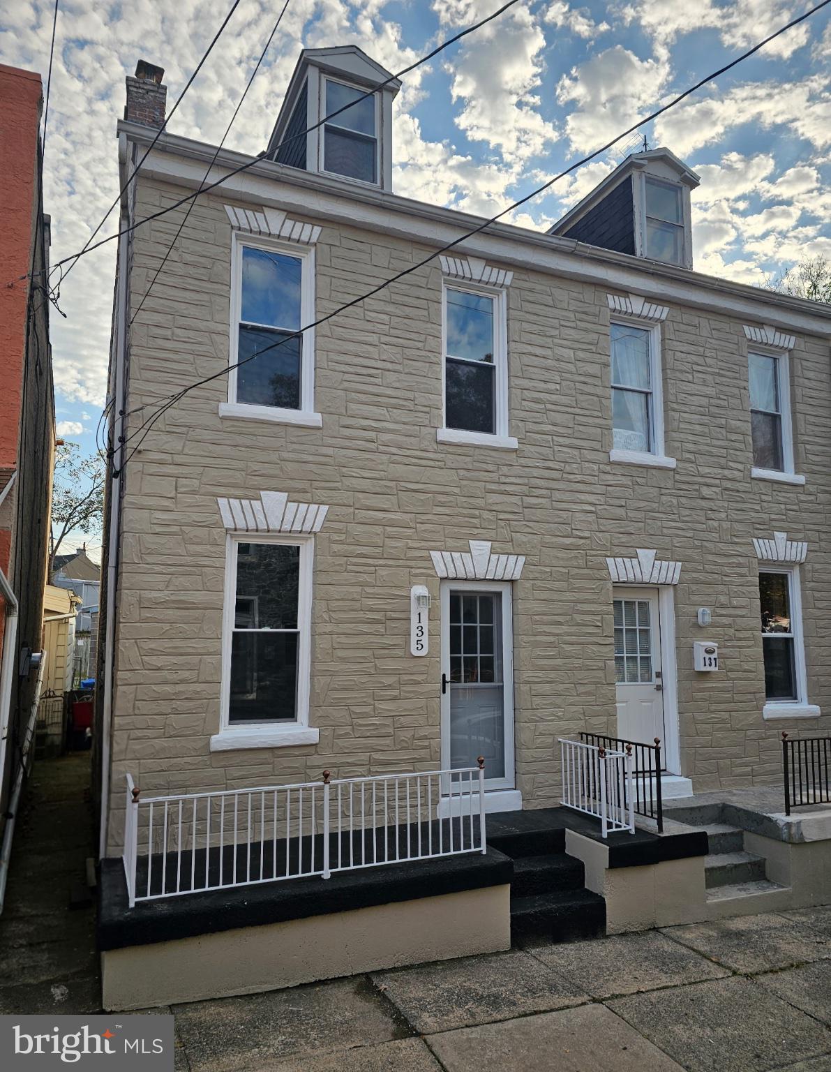 135 OLD DORWART STREET