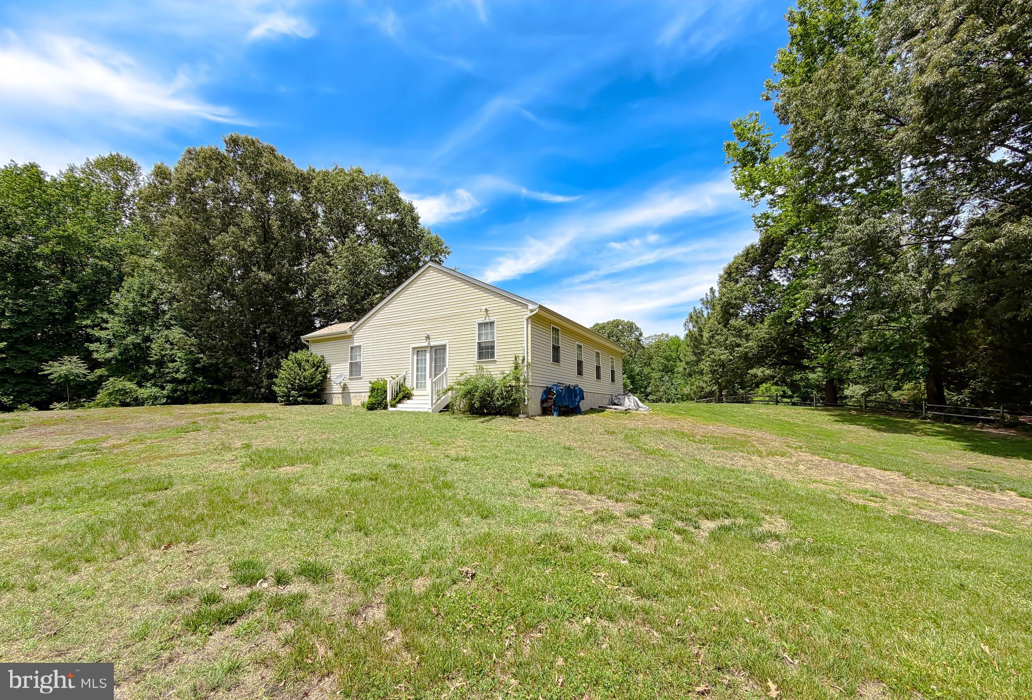 CHAPEL HILLS ESTATES - Residential