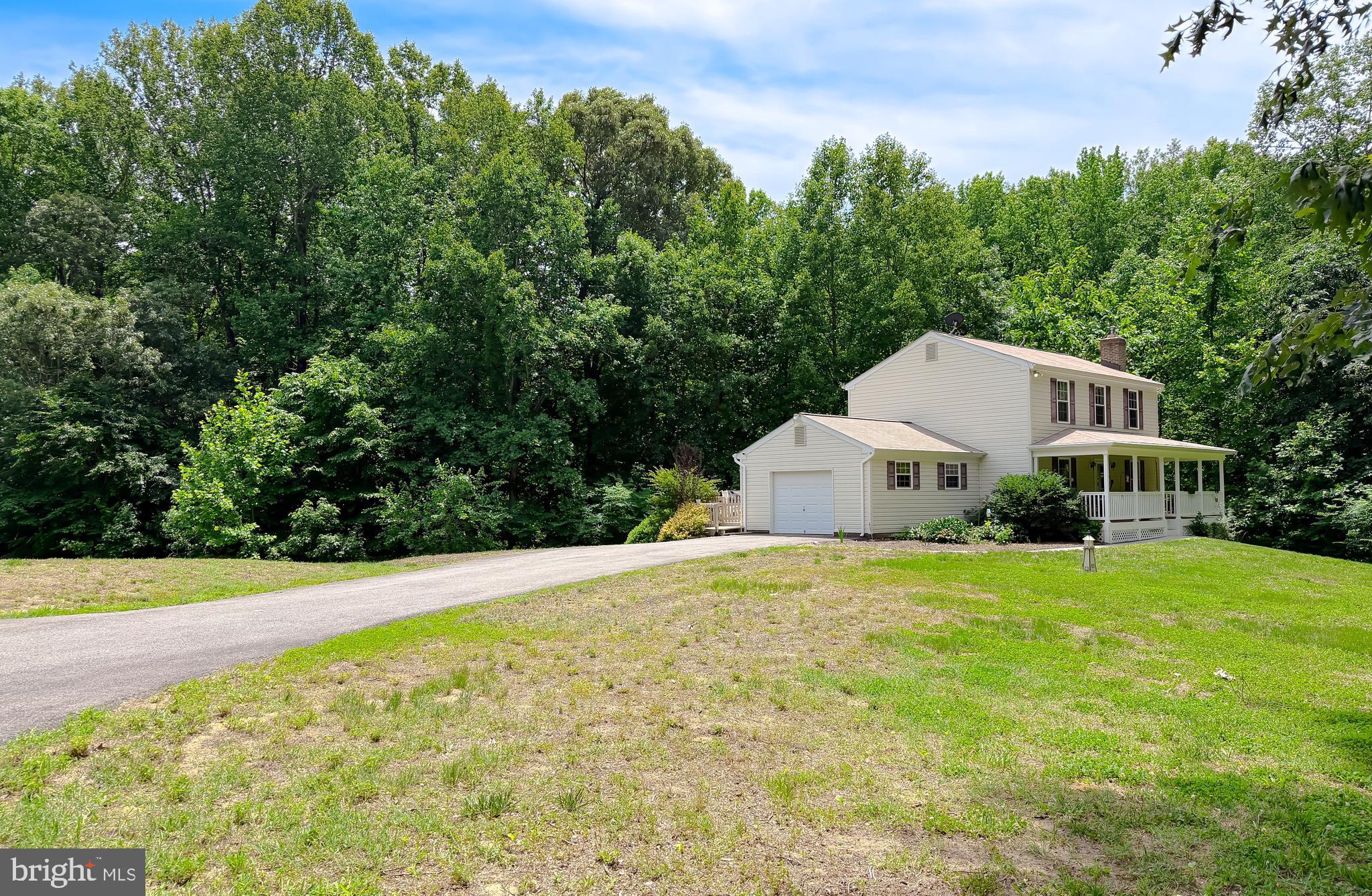 CHAPEL HILLS ESTATES - Residential