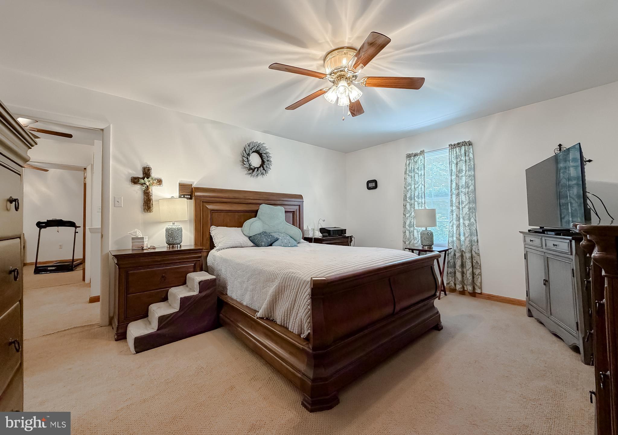 CHAPEL HILLS ESTATES - Residential