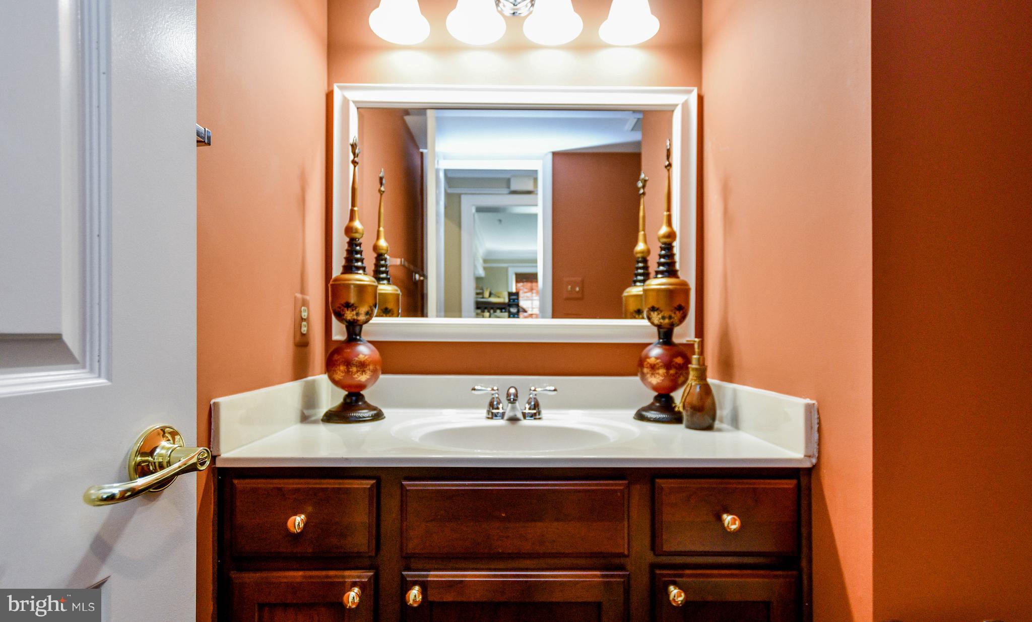 CHELTENHAM WOODS - Residential