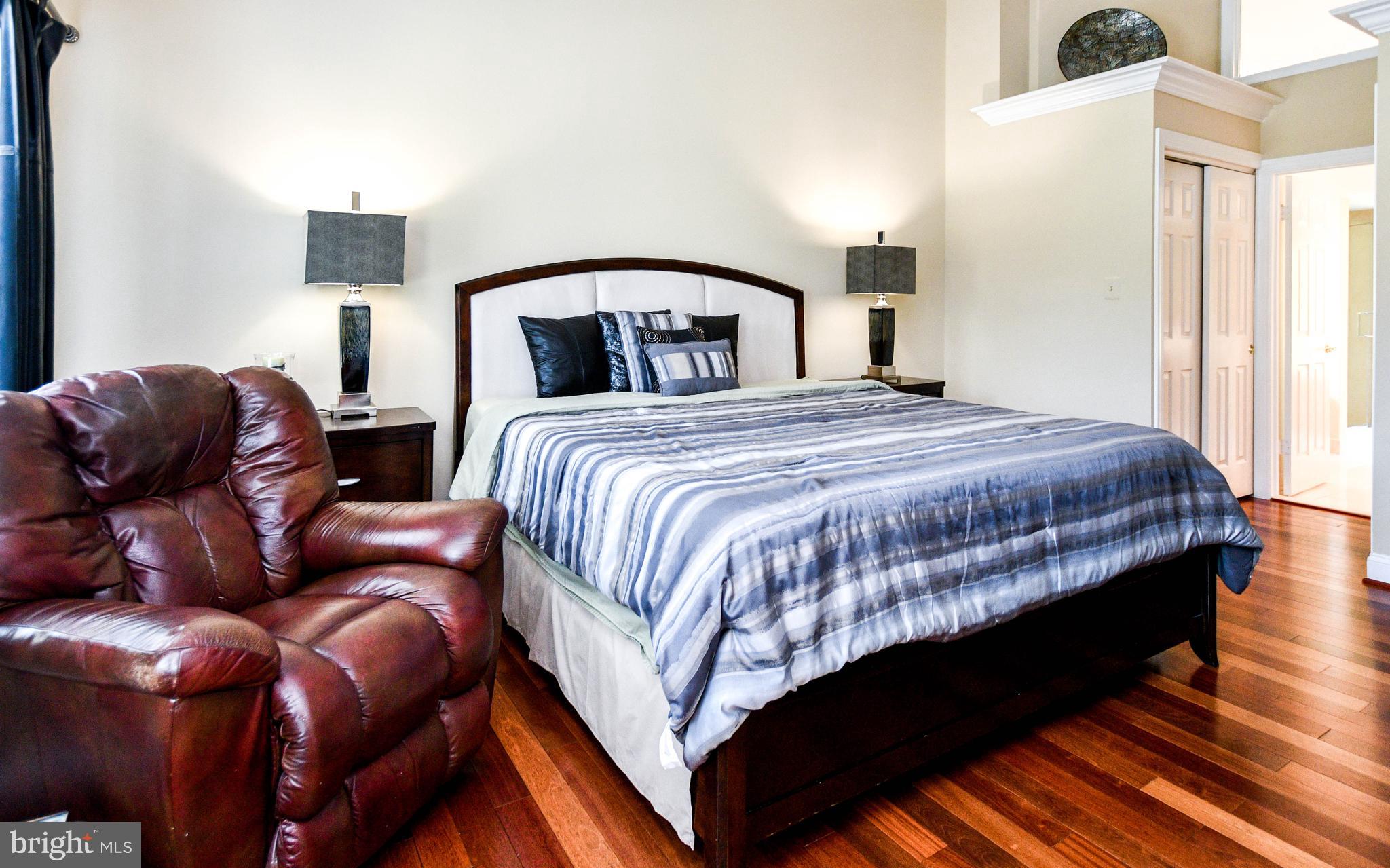 CHELTENHAM WOODS - Residential