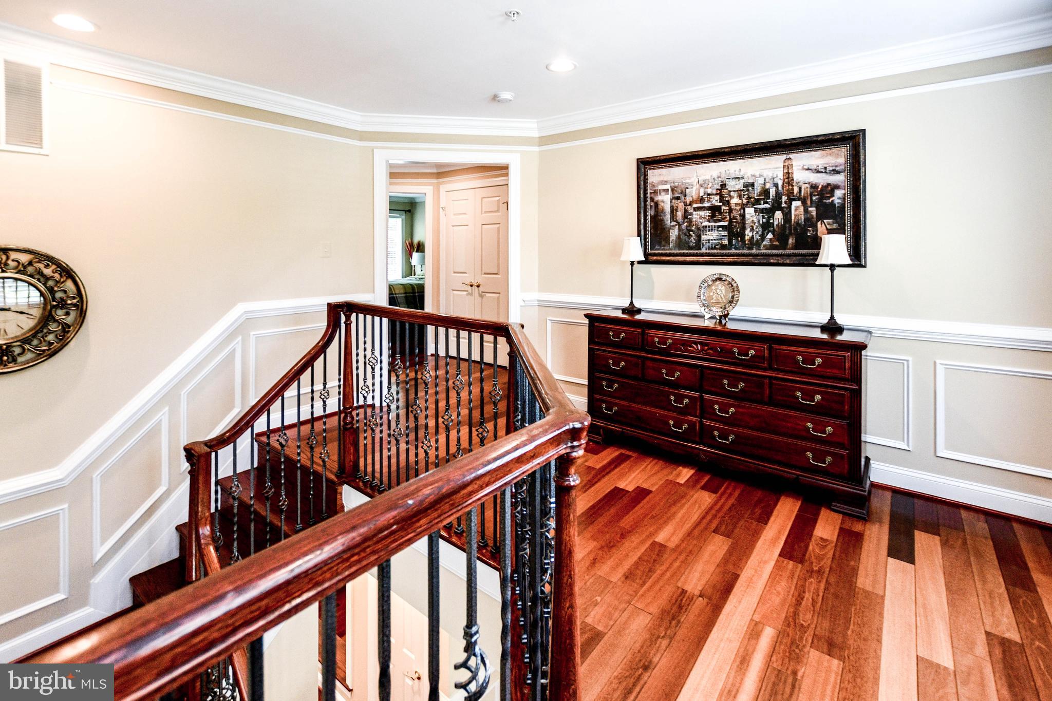 CHELTENHAM WOODS - Residential