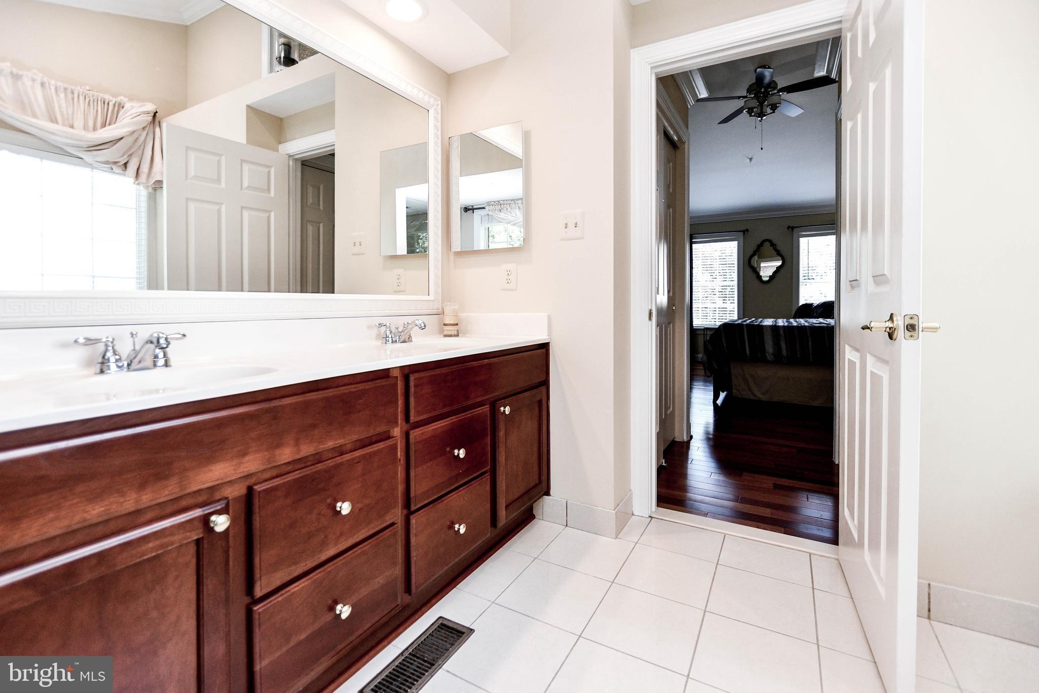 CHELTENHAM WOODS - Residential