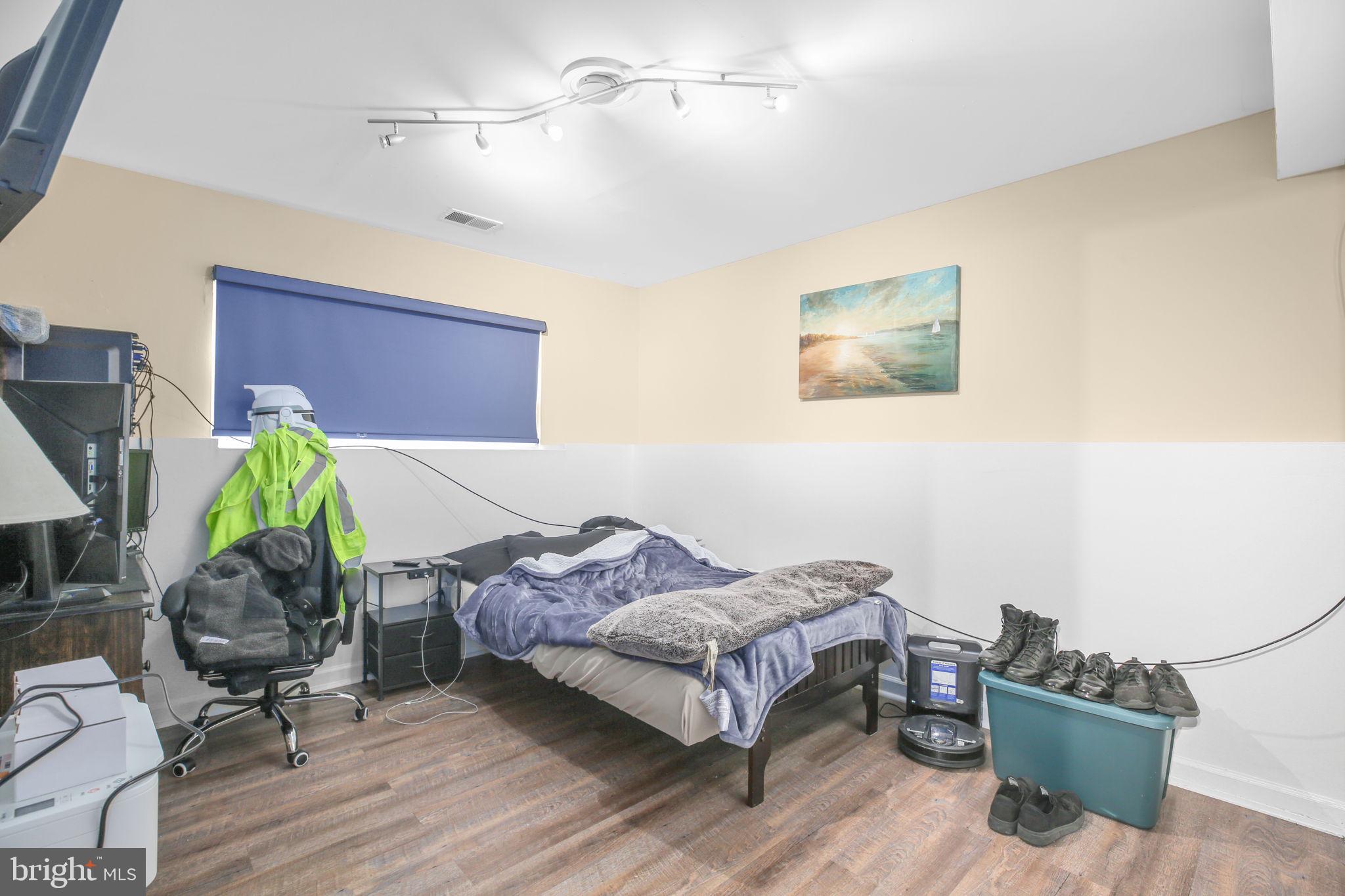 FALMOUTH VILLAGE - Residential