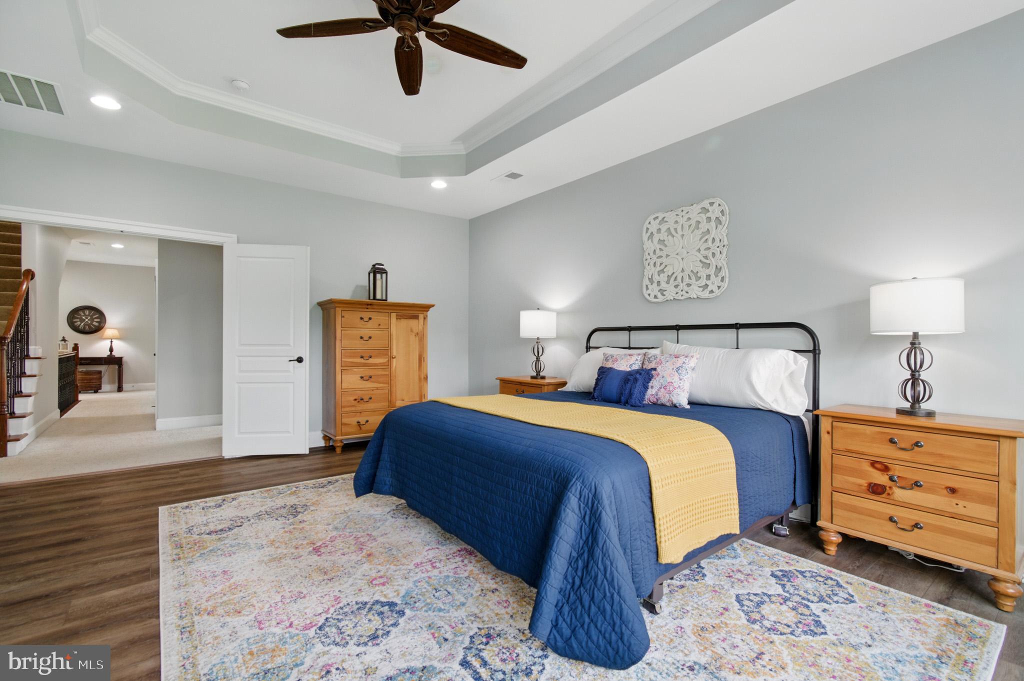 THE WARFIELDS II - Residential