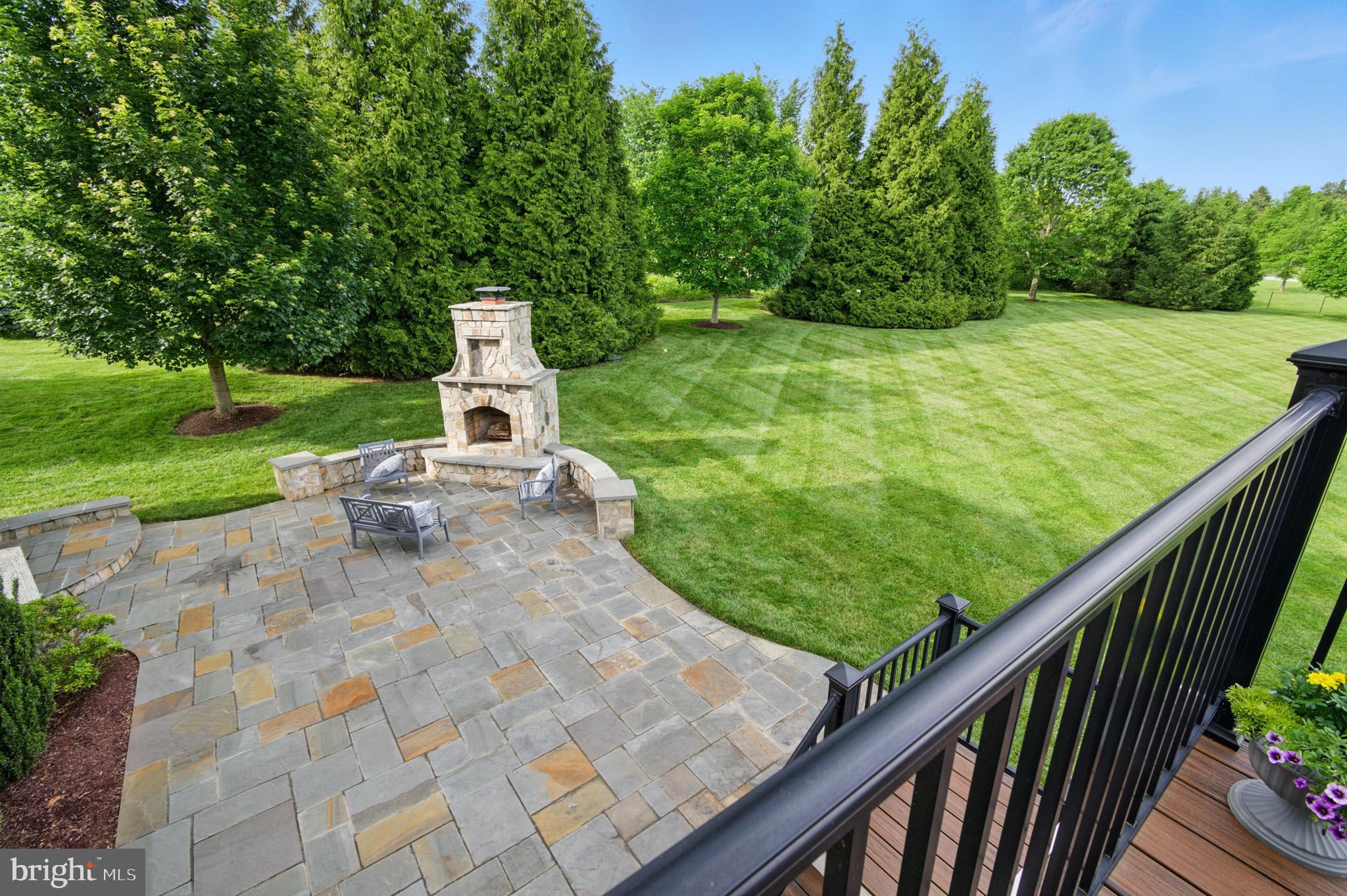 THE WARFIELDS II - Residential