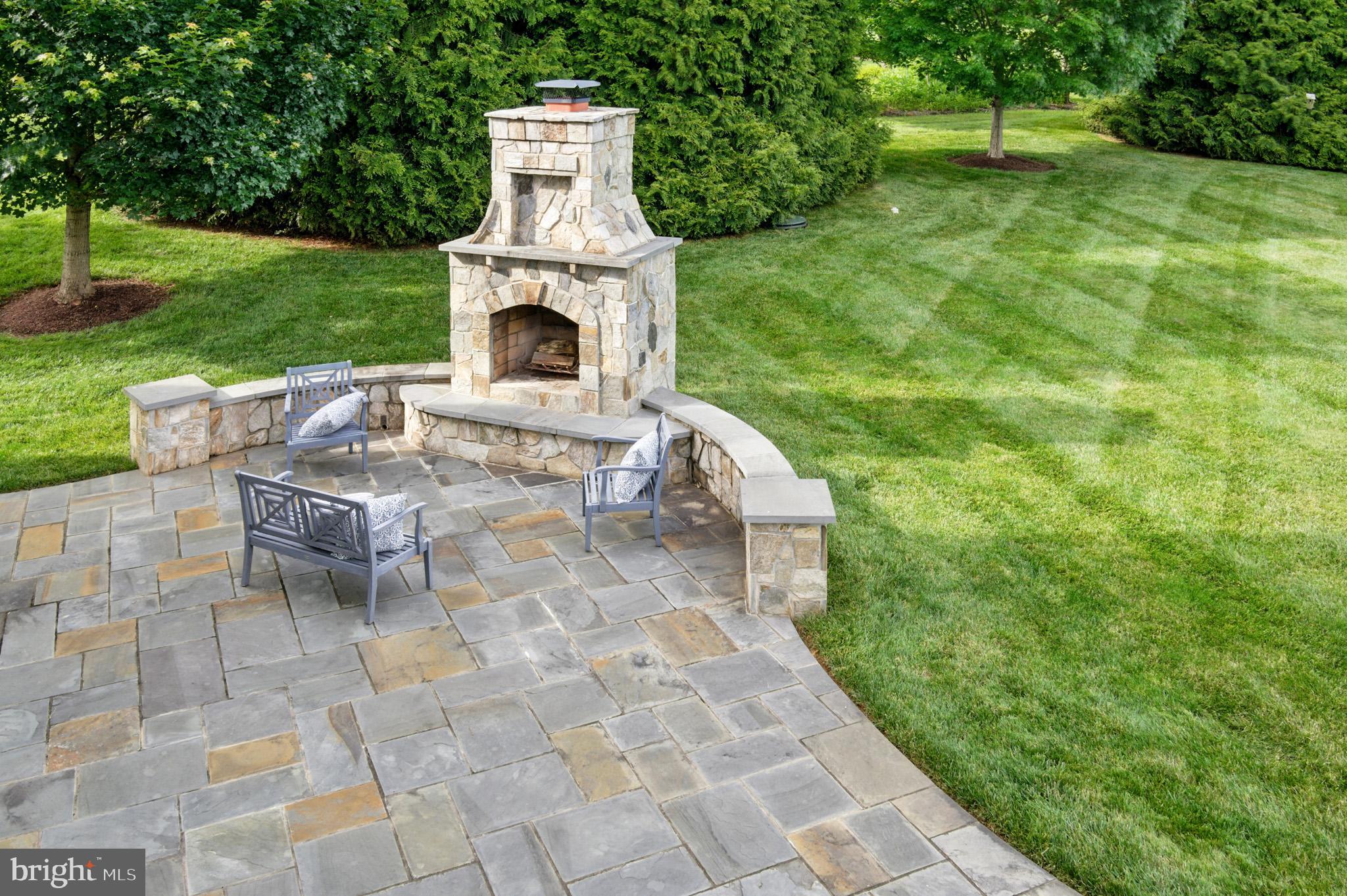 THE WARFIELDS II - Residential