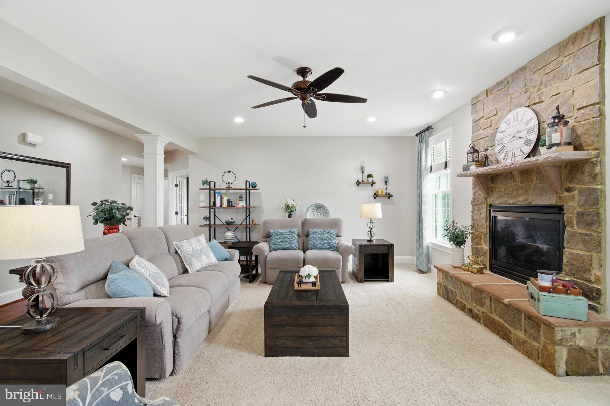 THE WARFIELDS II - Residential