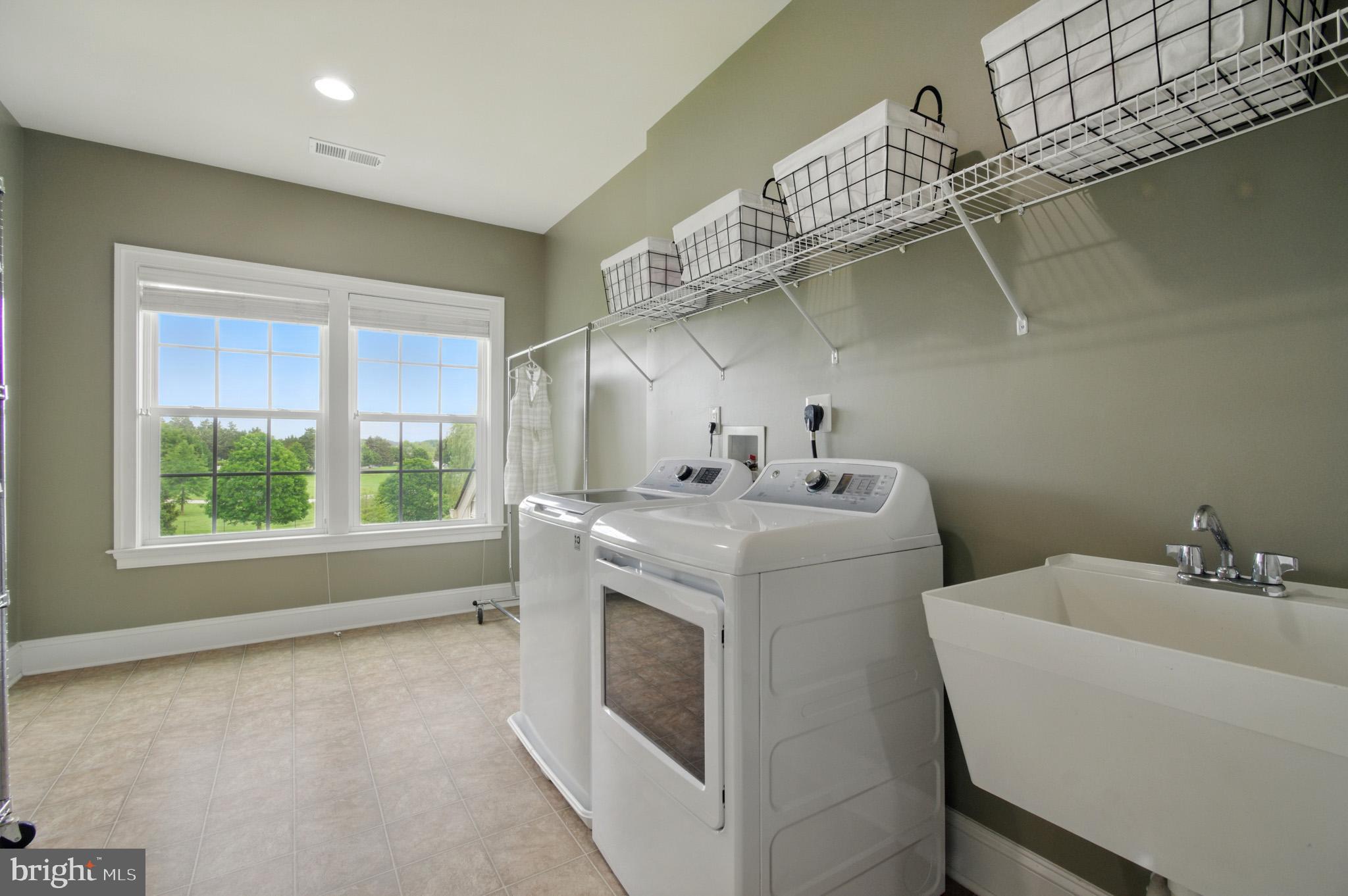 THE WARFIELDS II - Residential