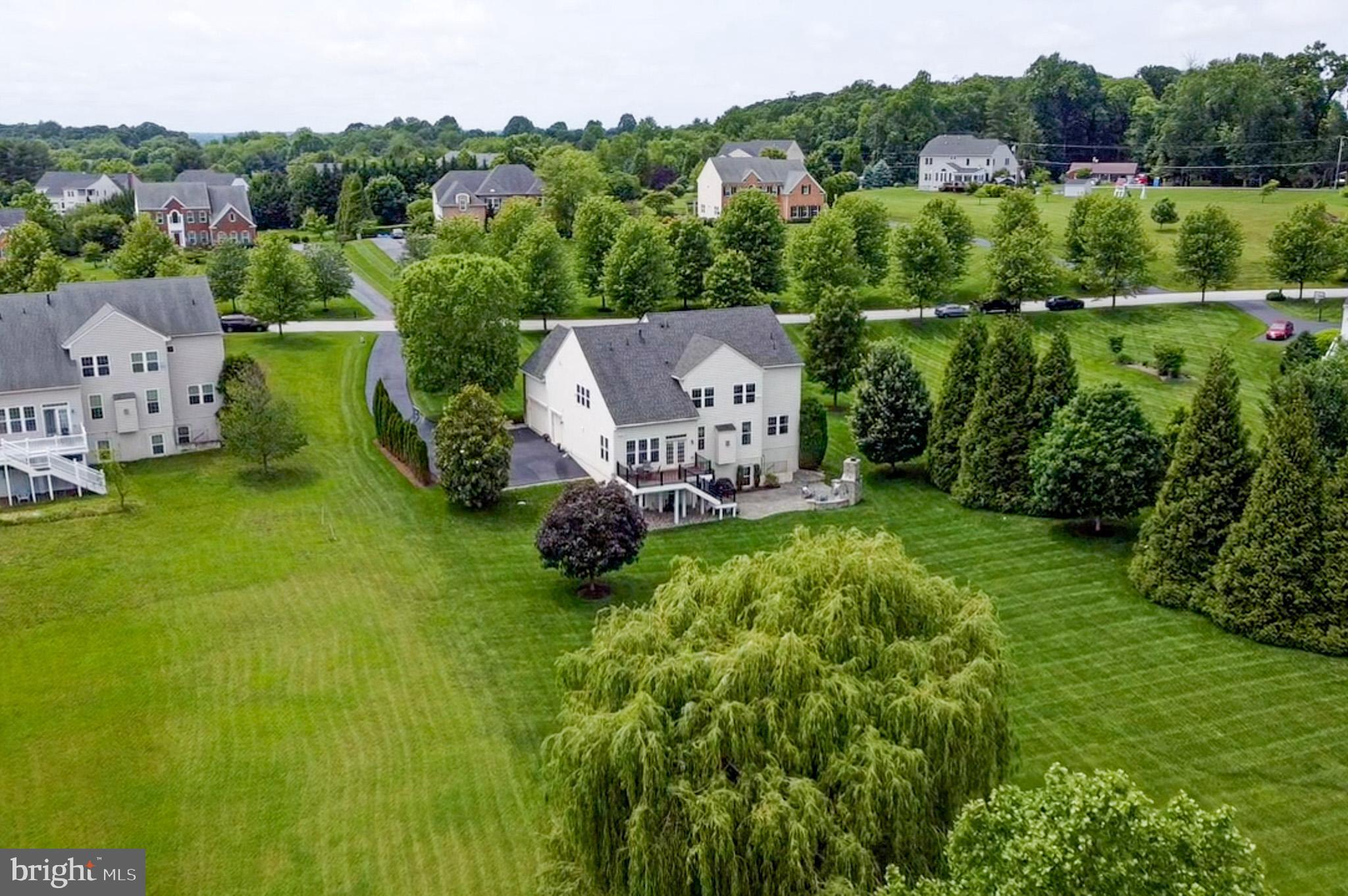 THE WARFIELDS II - Residential