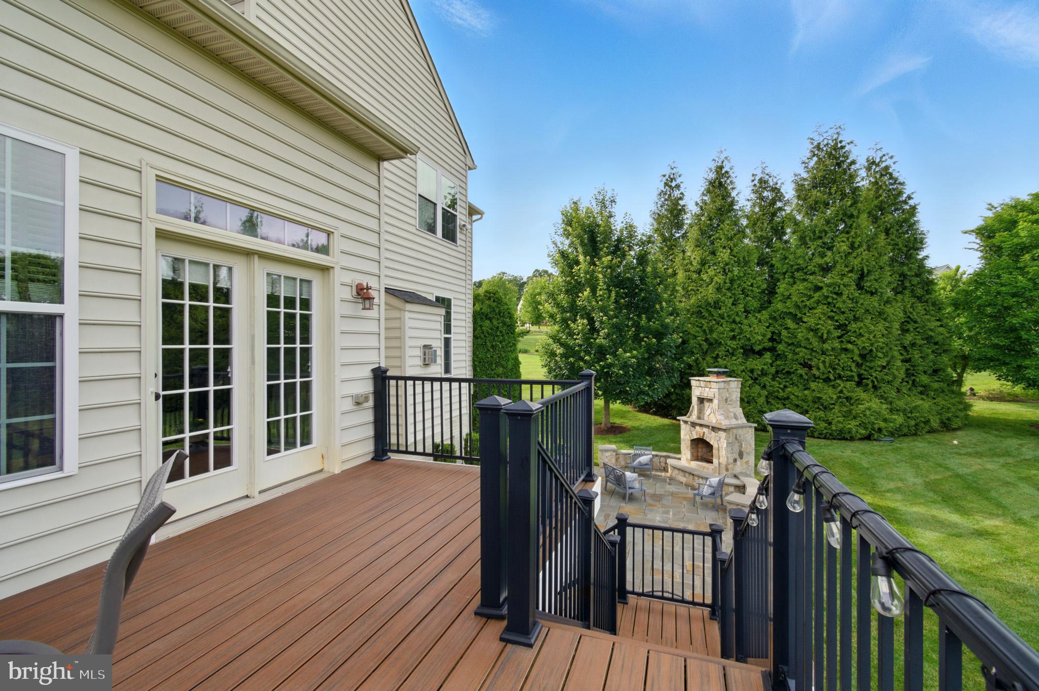 THE WARFIELDS II - Residential