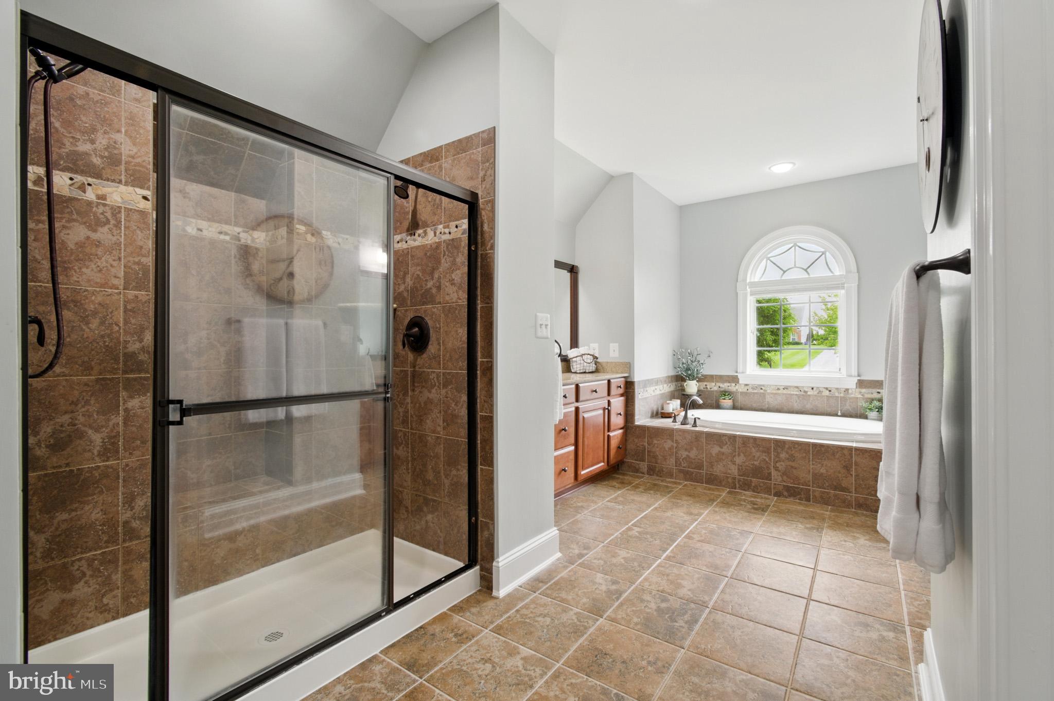 THE WARFIELDS II - Residential