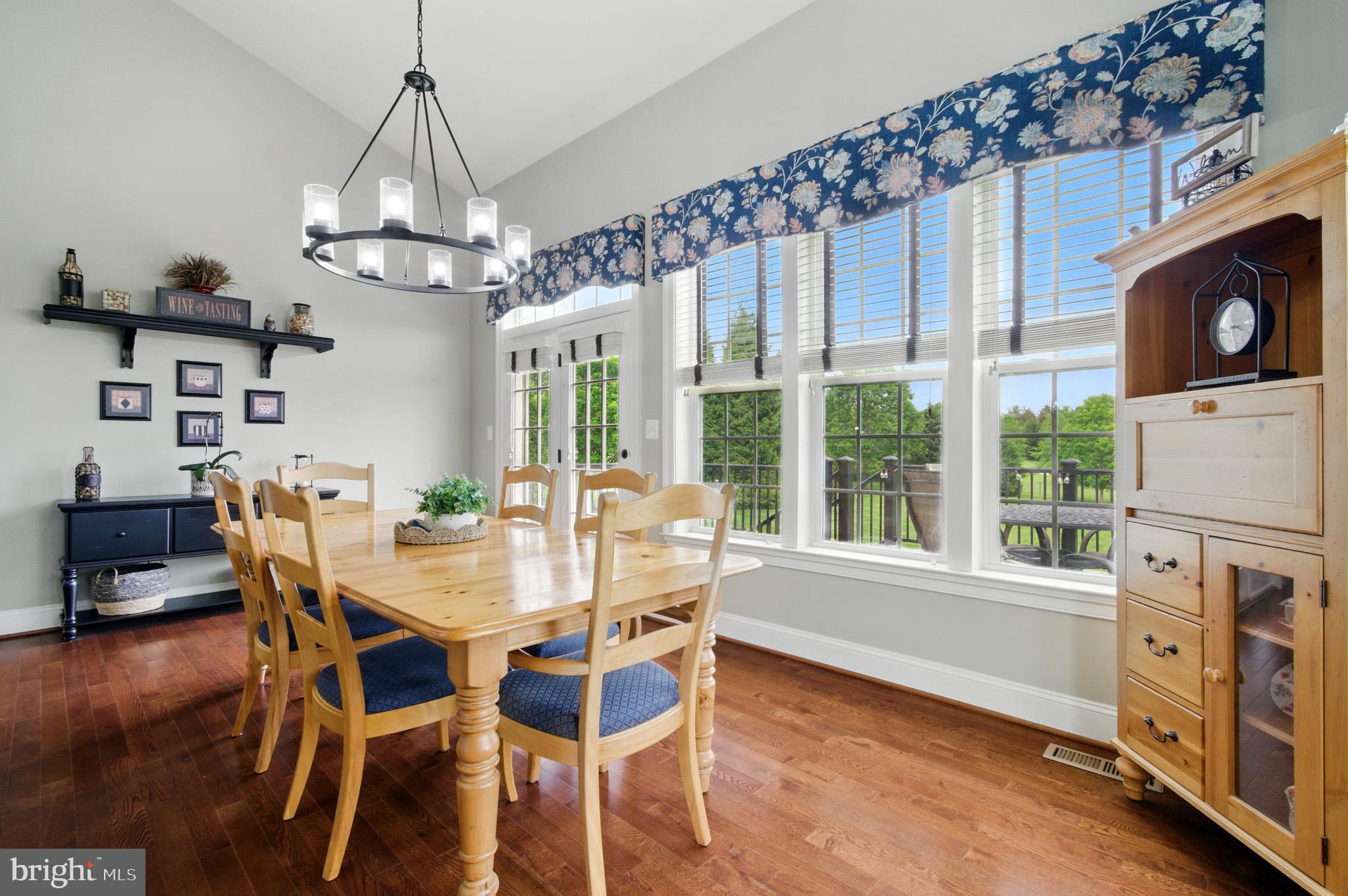 THE WARFIELDS II - Residential