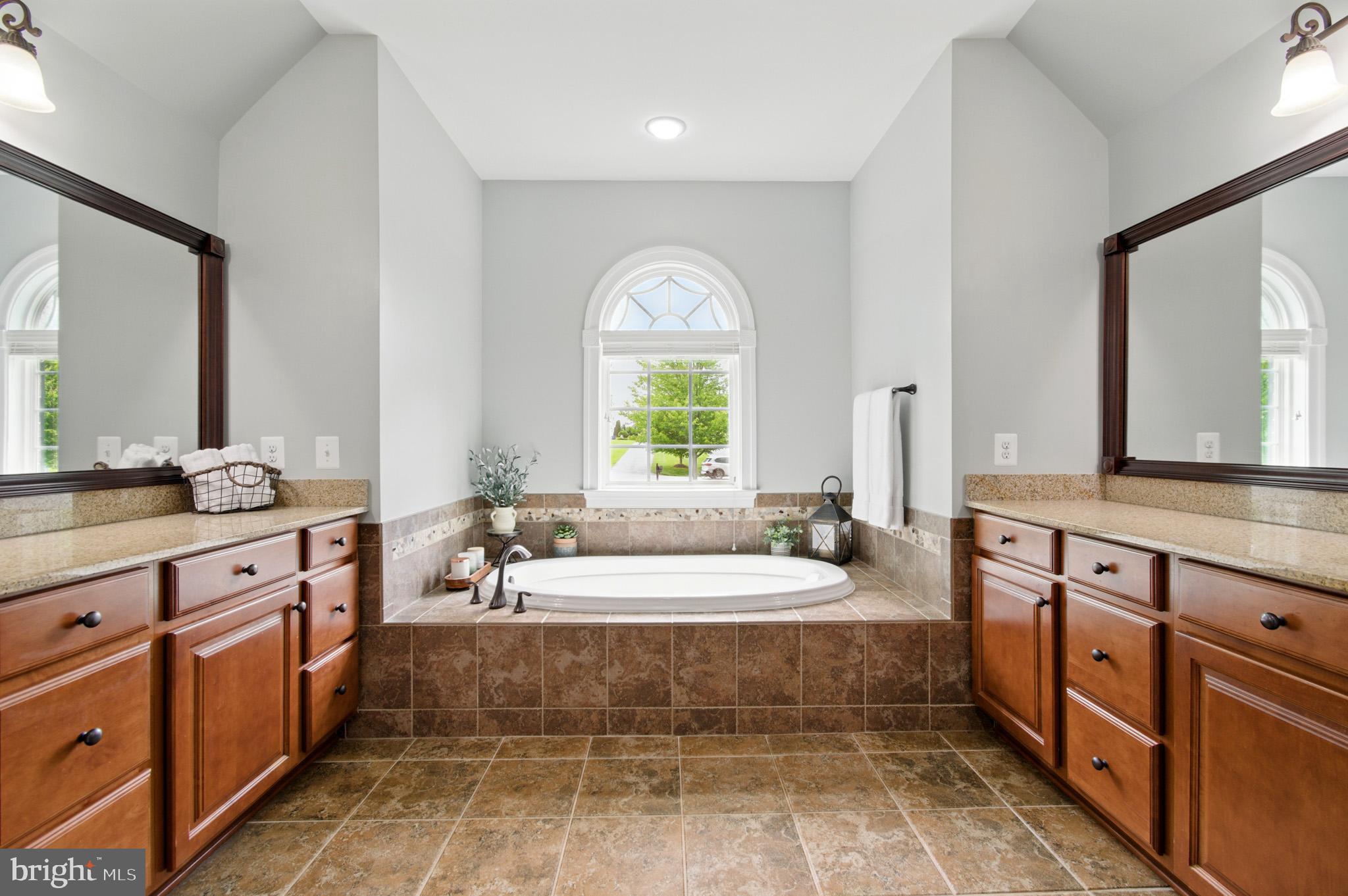 THE WARFIELDS II - Residential