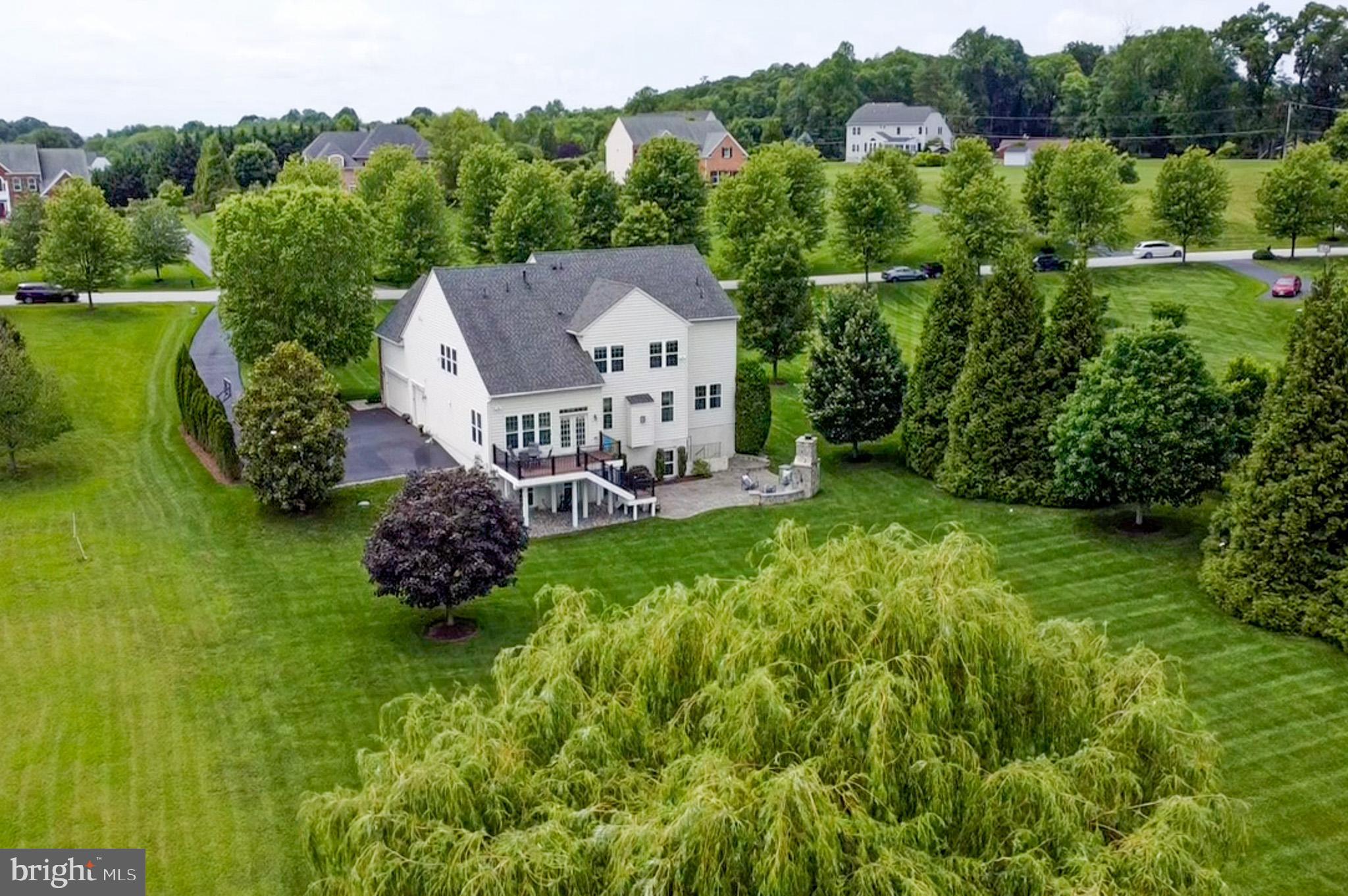 THE WARFIELDS II - Residential