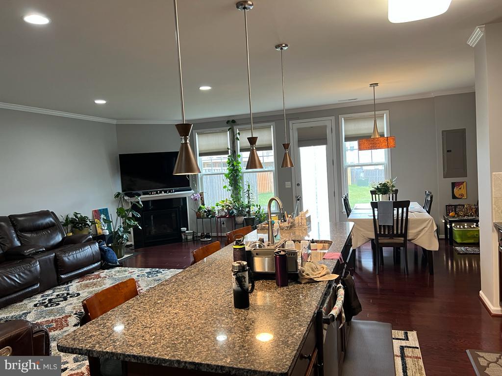BRAMBLETON - Residential Lease