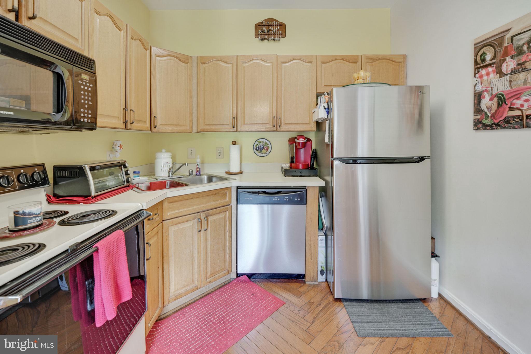 SOUTH LAKE AT MONTCLAIR - Residential