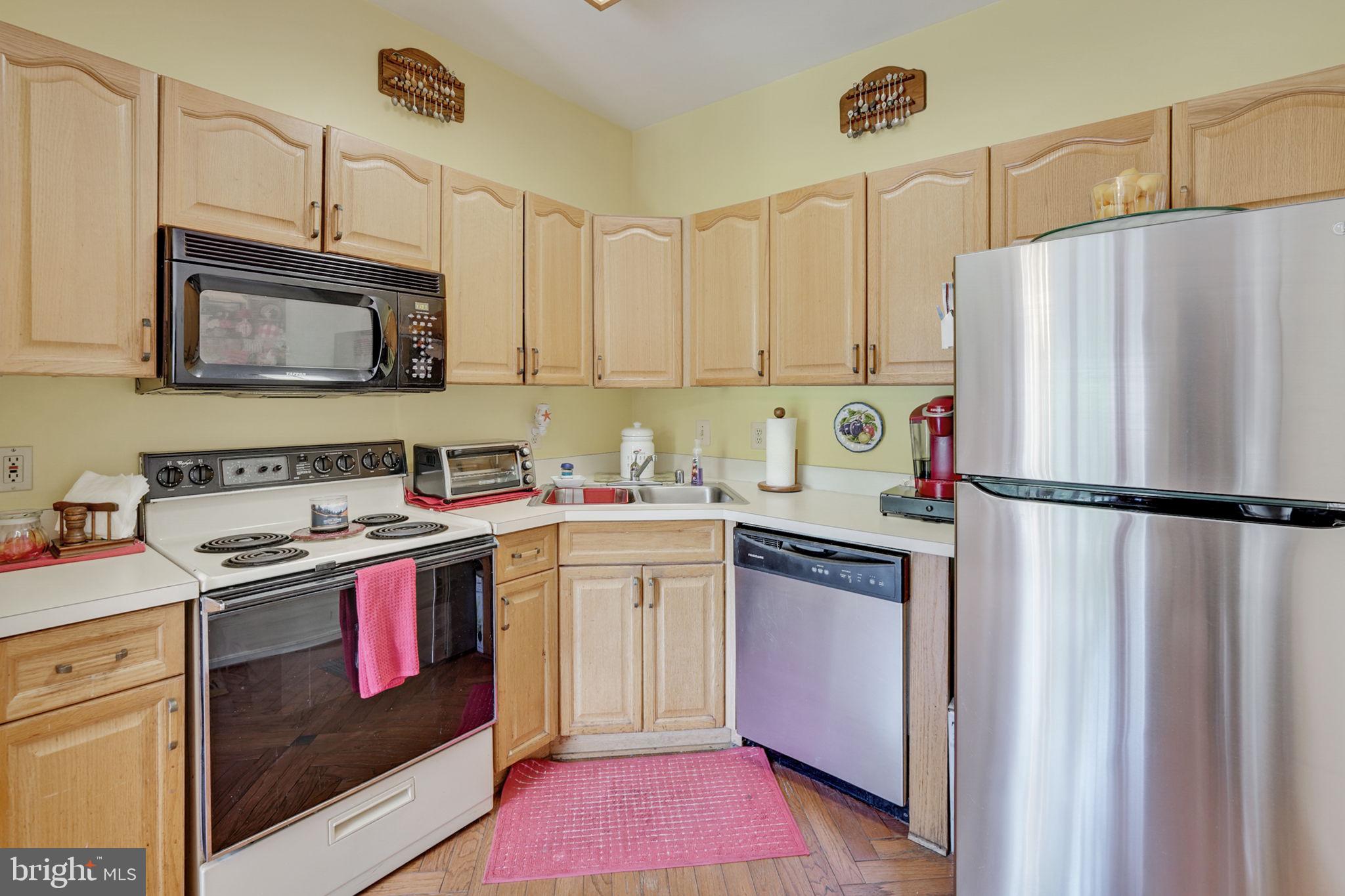 SOUTH LAKE AT MONTCLAIR - Residential