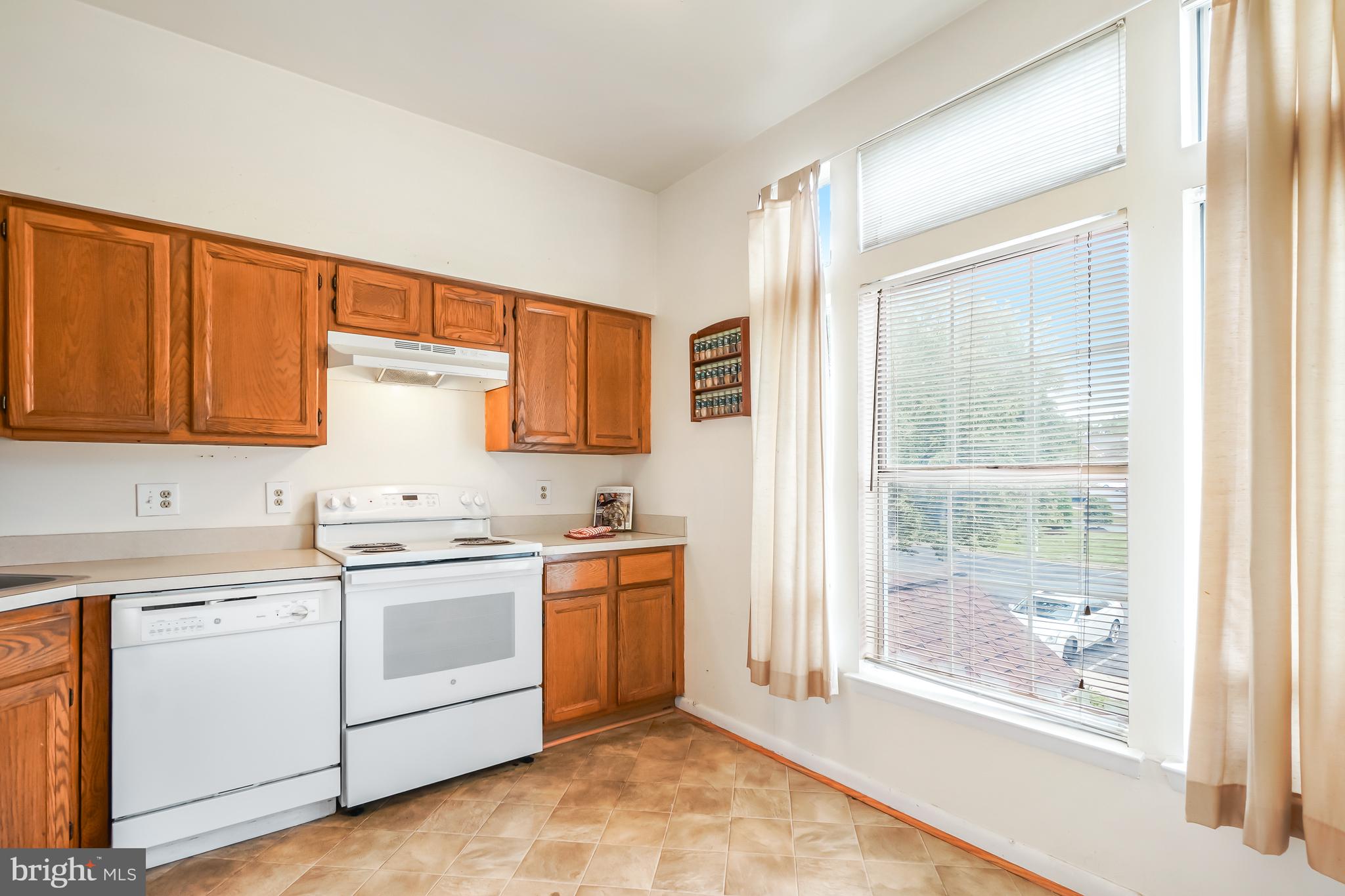 DEVON HILLS CONDO - Residential