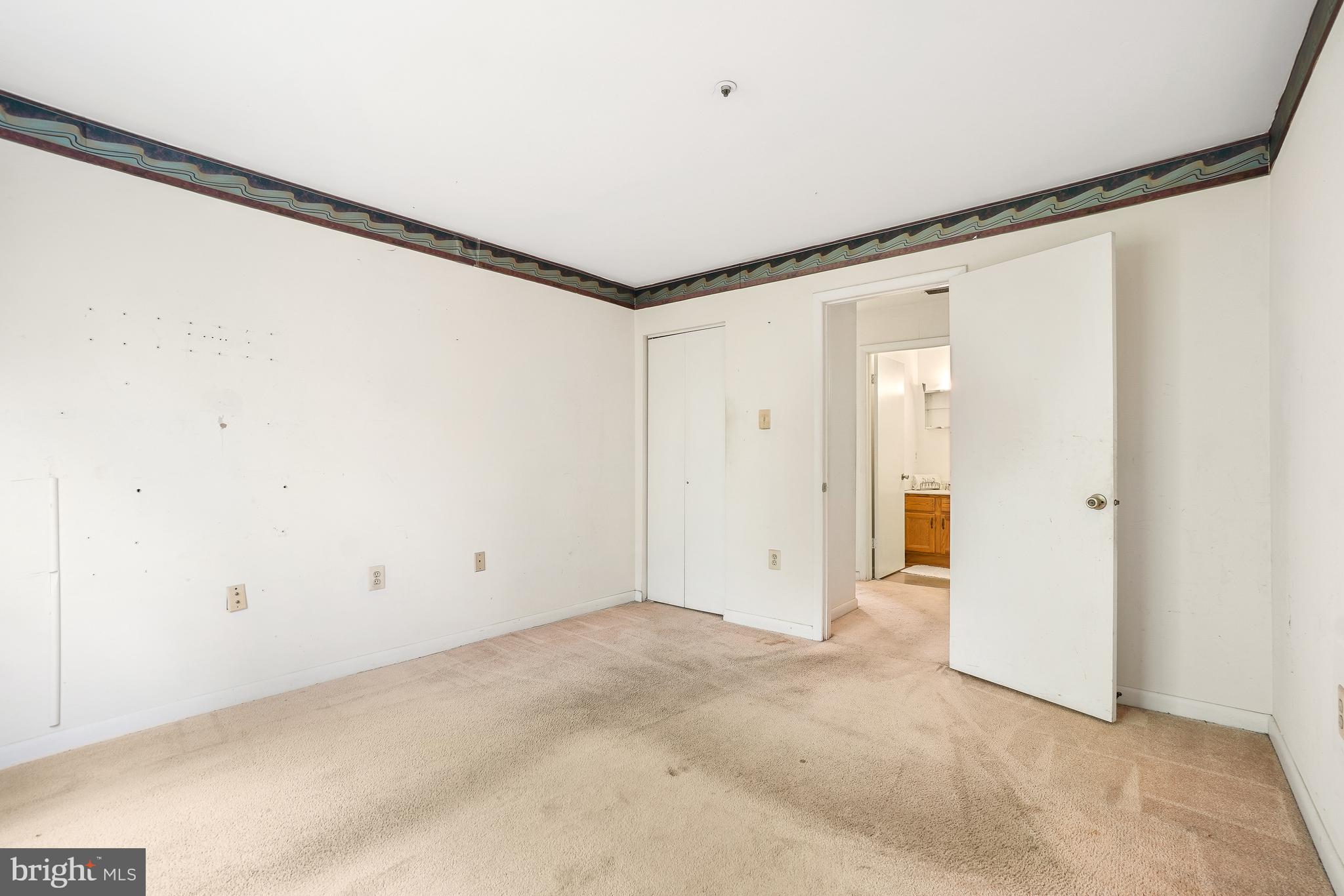 DEVON HILLS CONDO - Residential