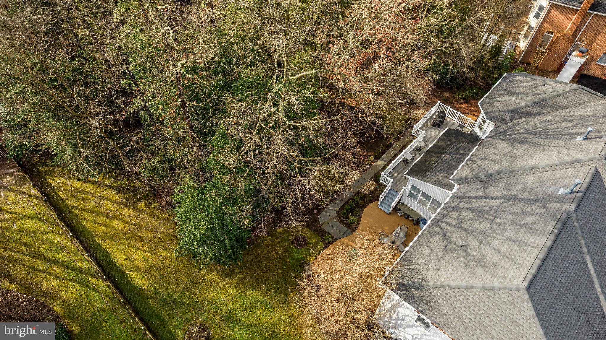 OAKTON RIDGE - Residential