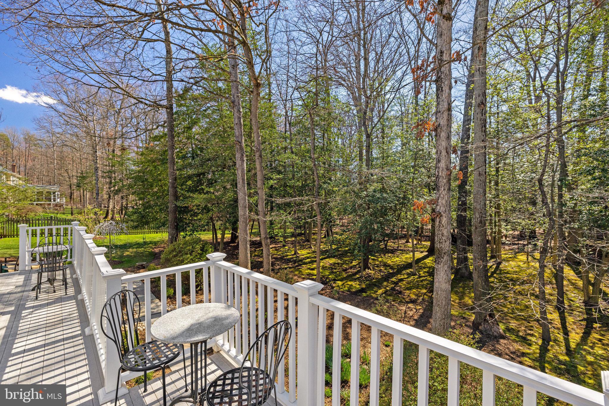 OAKTON RIDGE - Residential