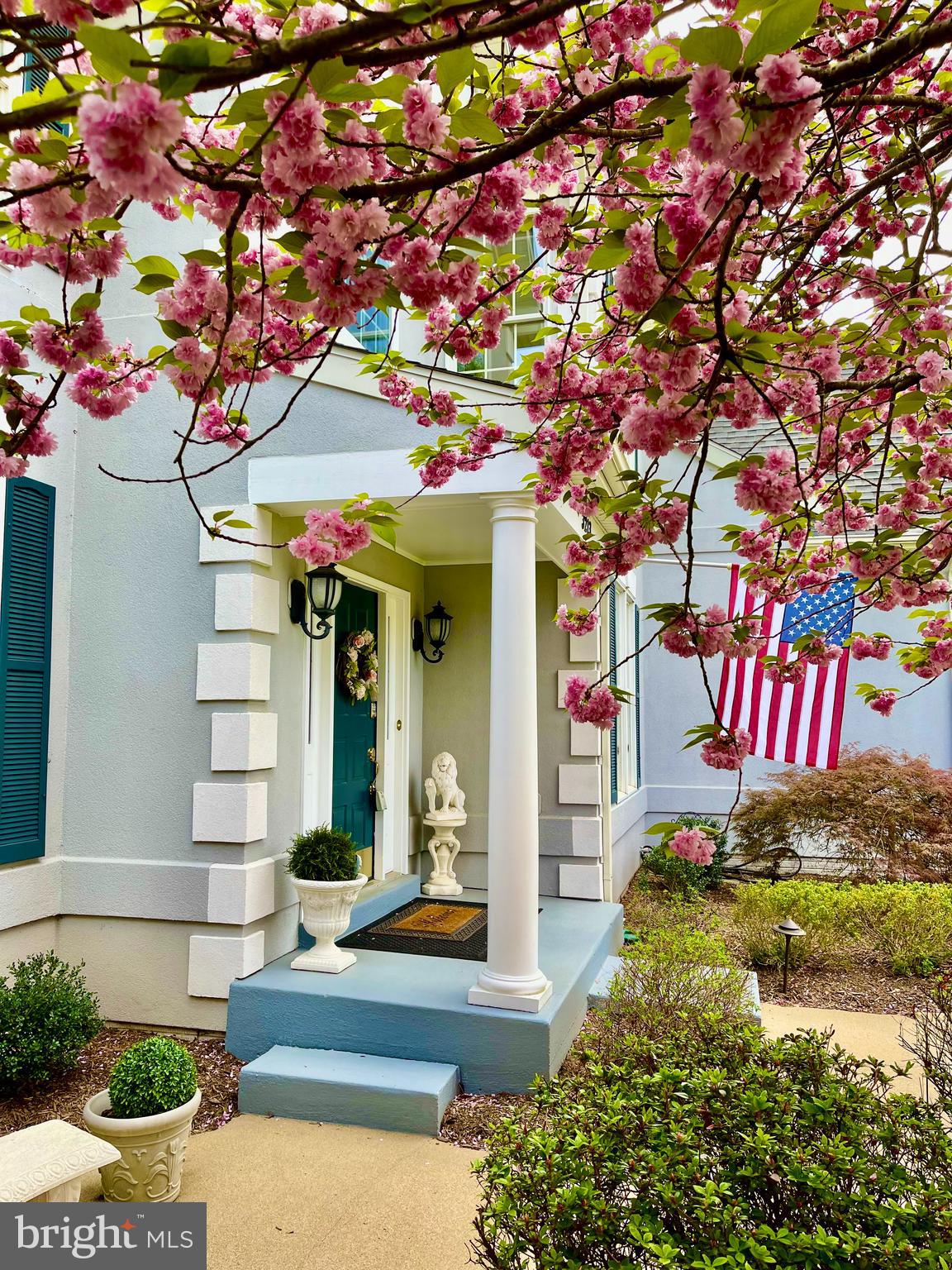 OAKTON RIDGE - Residential