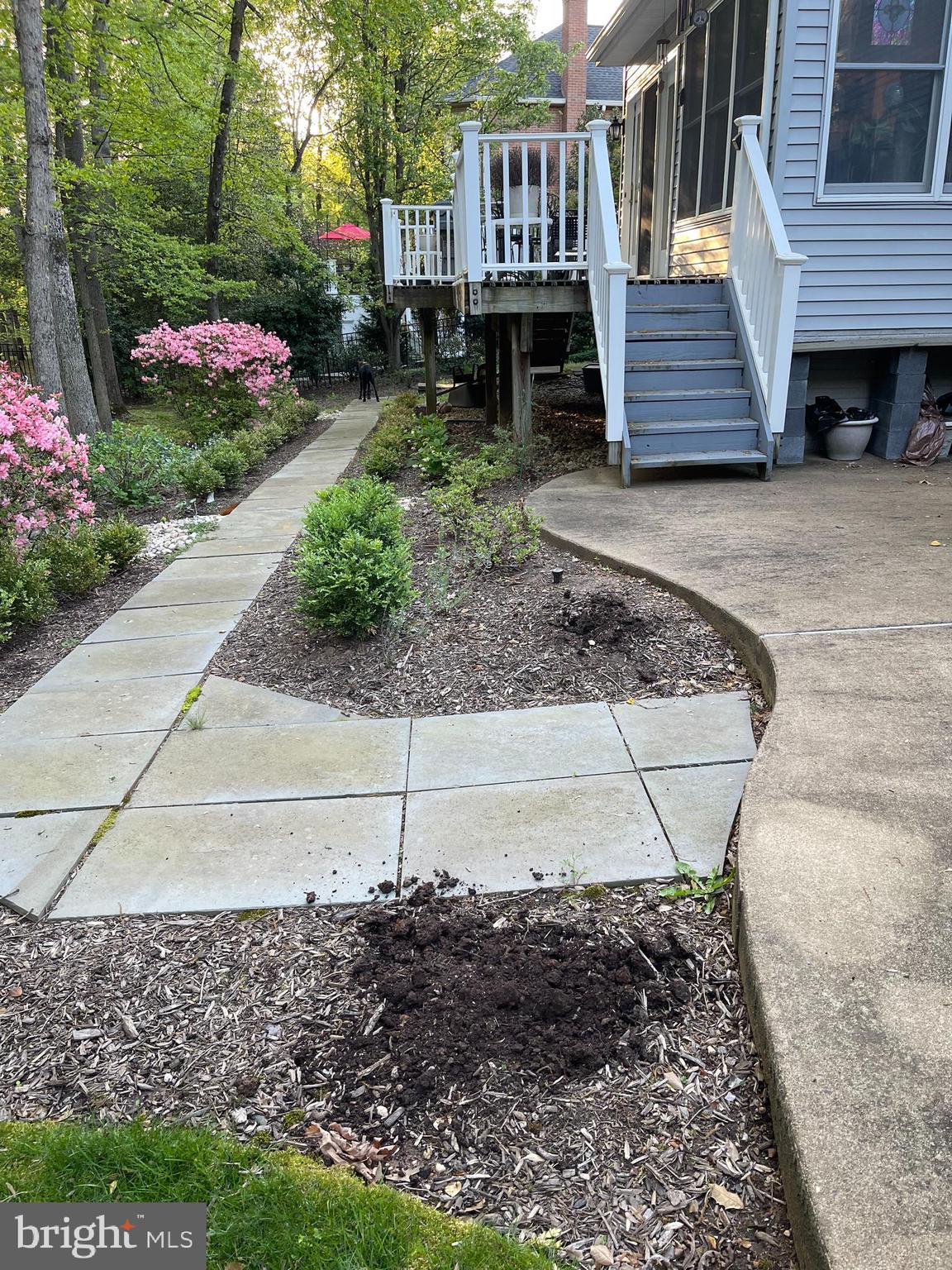 OAKTON RIDGE - Residential