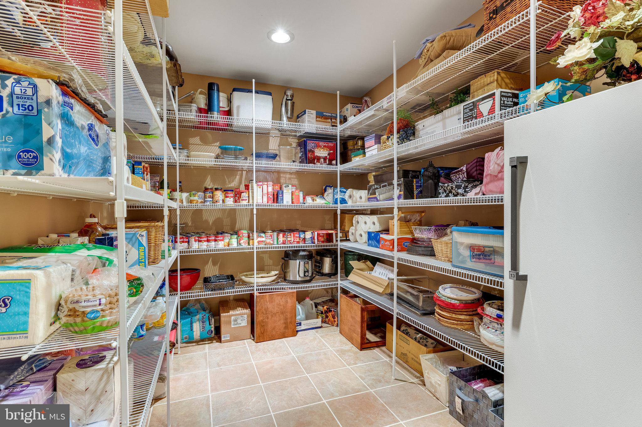 OAKTON RIDGE - Residential