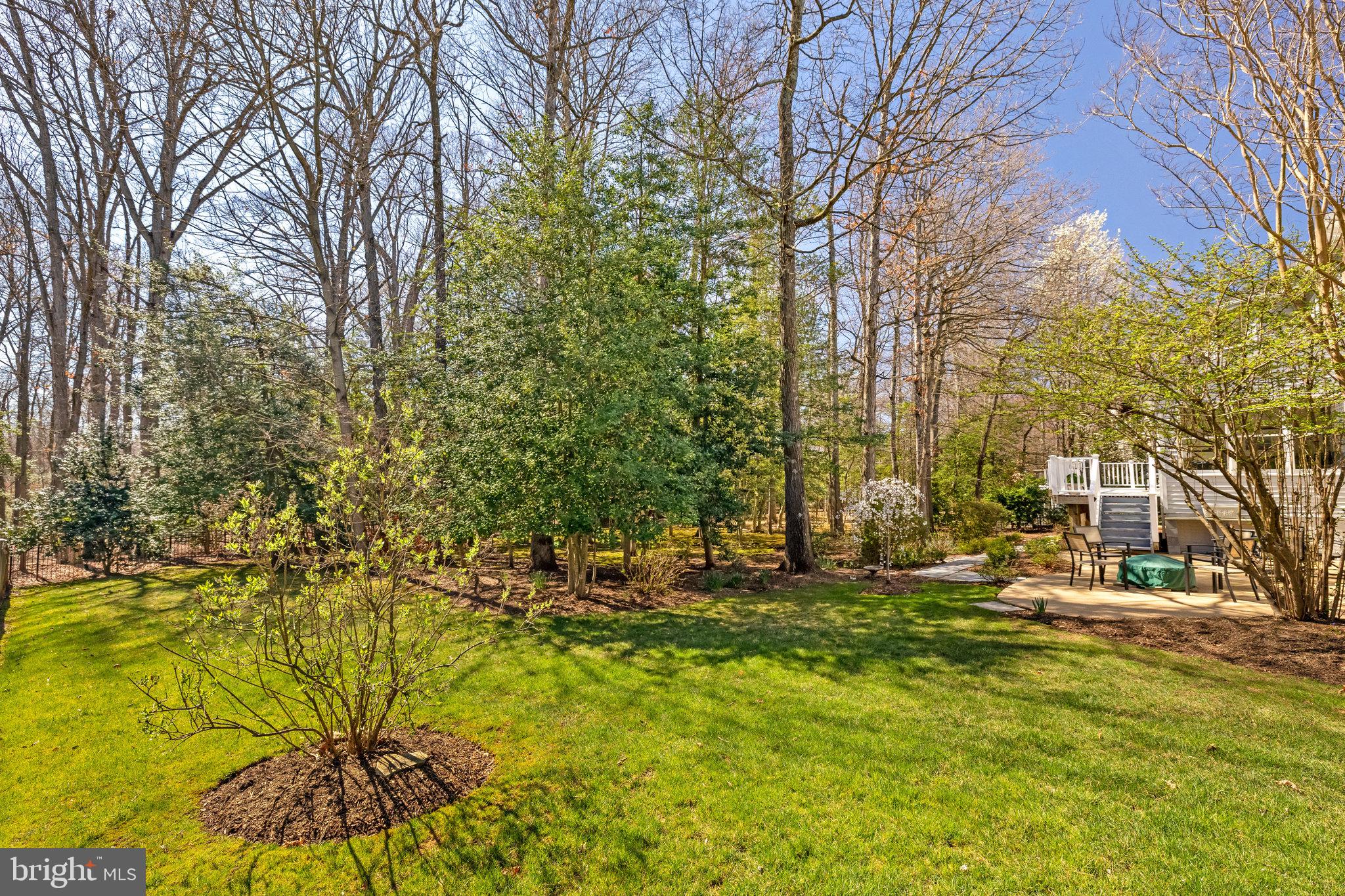 OAKTON RIDGE - Residential