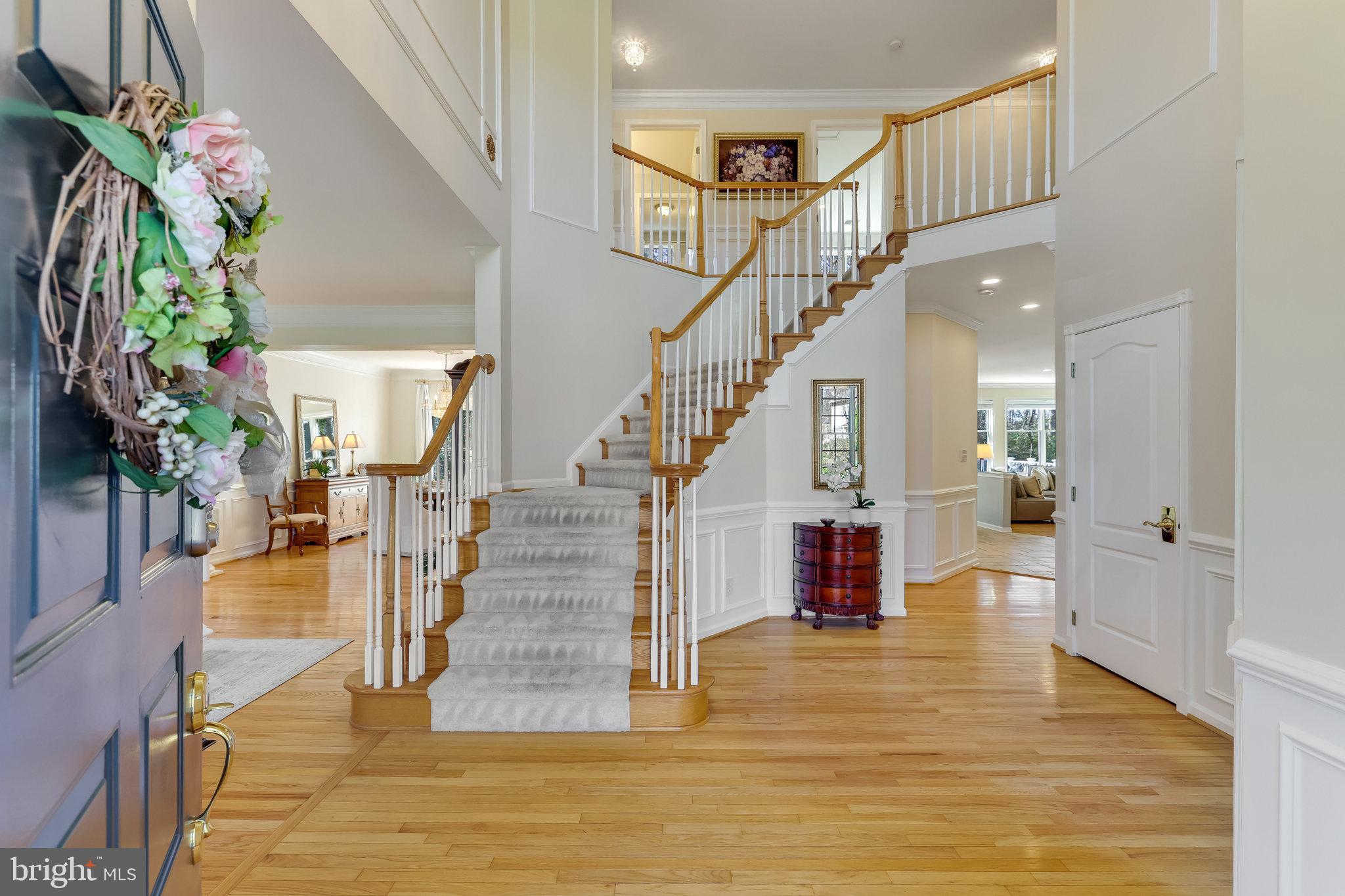 OAKTON RIDGE - Residential