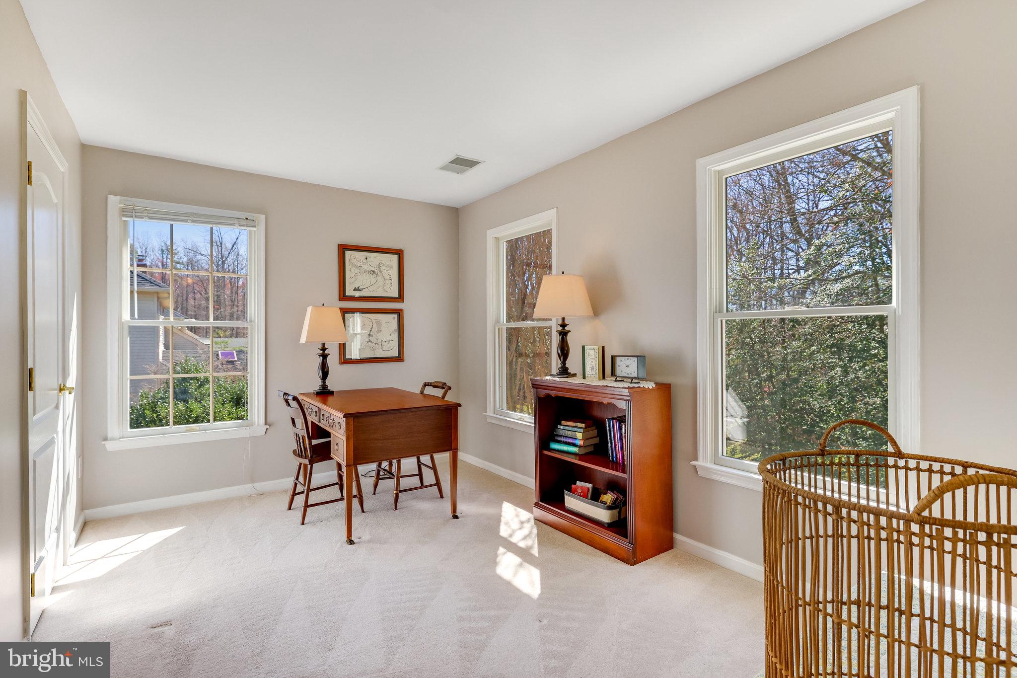 OAKTON RIDGE - Residential