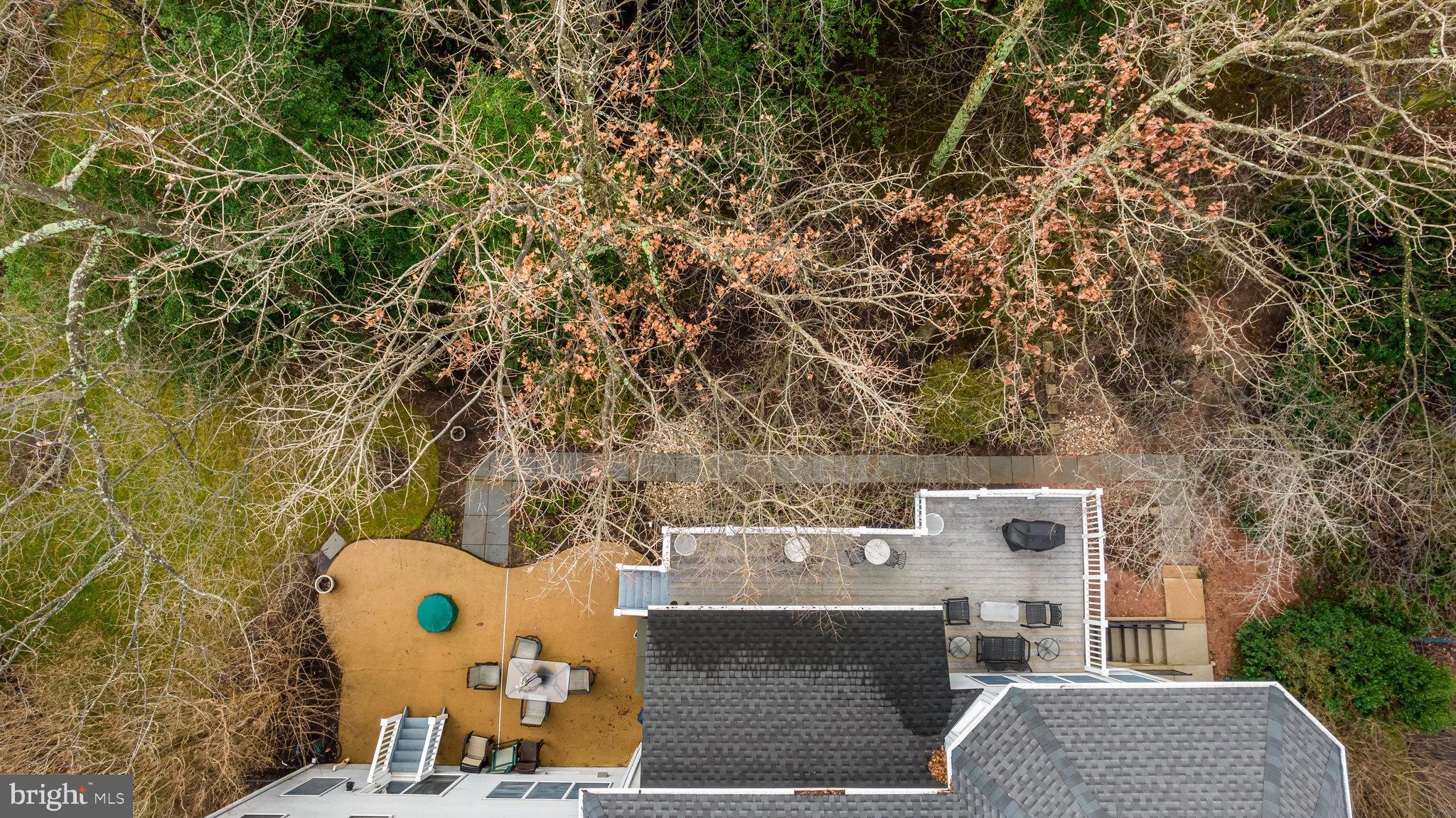 OAKTON RIDGE - Residential