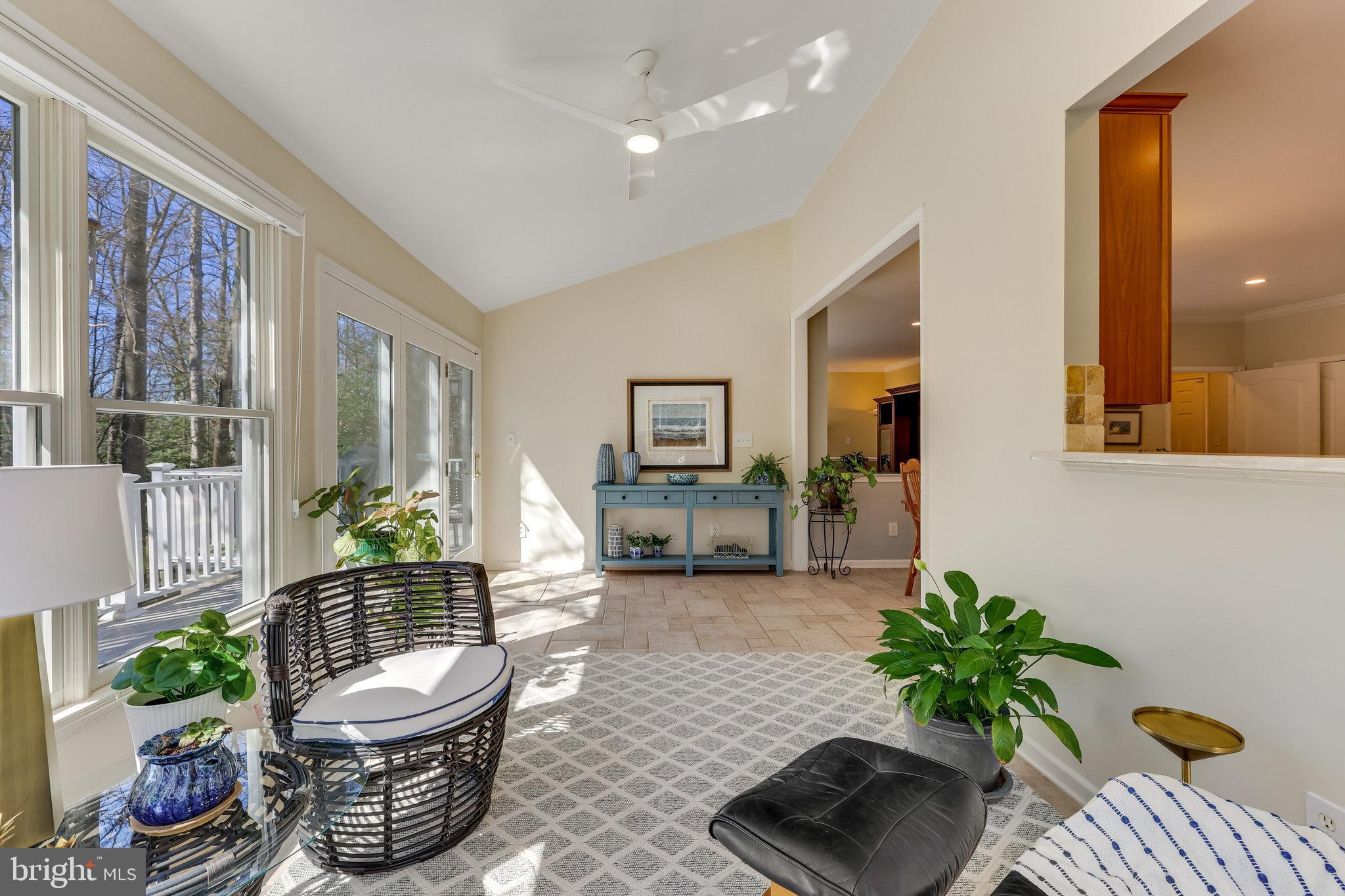 OAKTON RIDGE - Residential